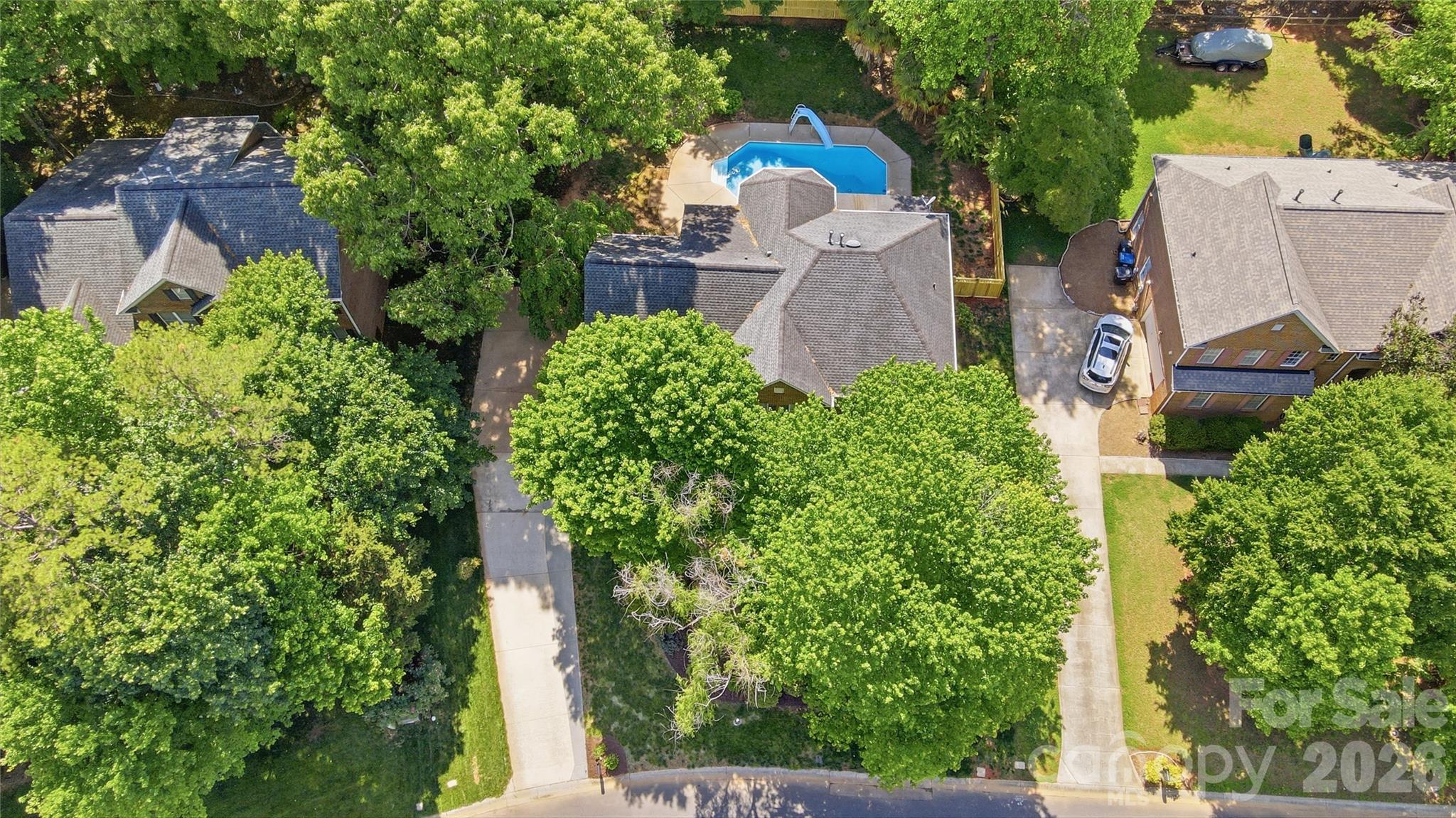 7126 Weddington Brook Drive — Matthews