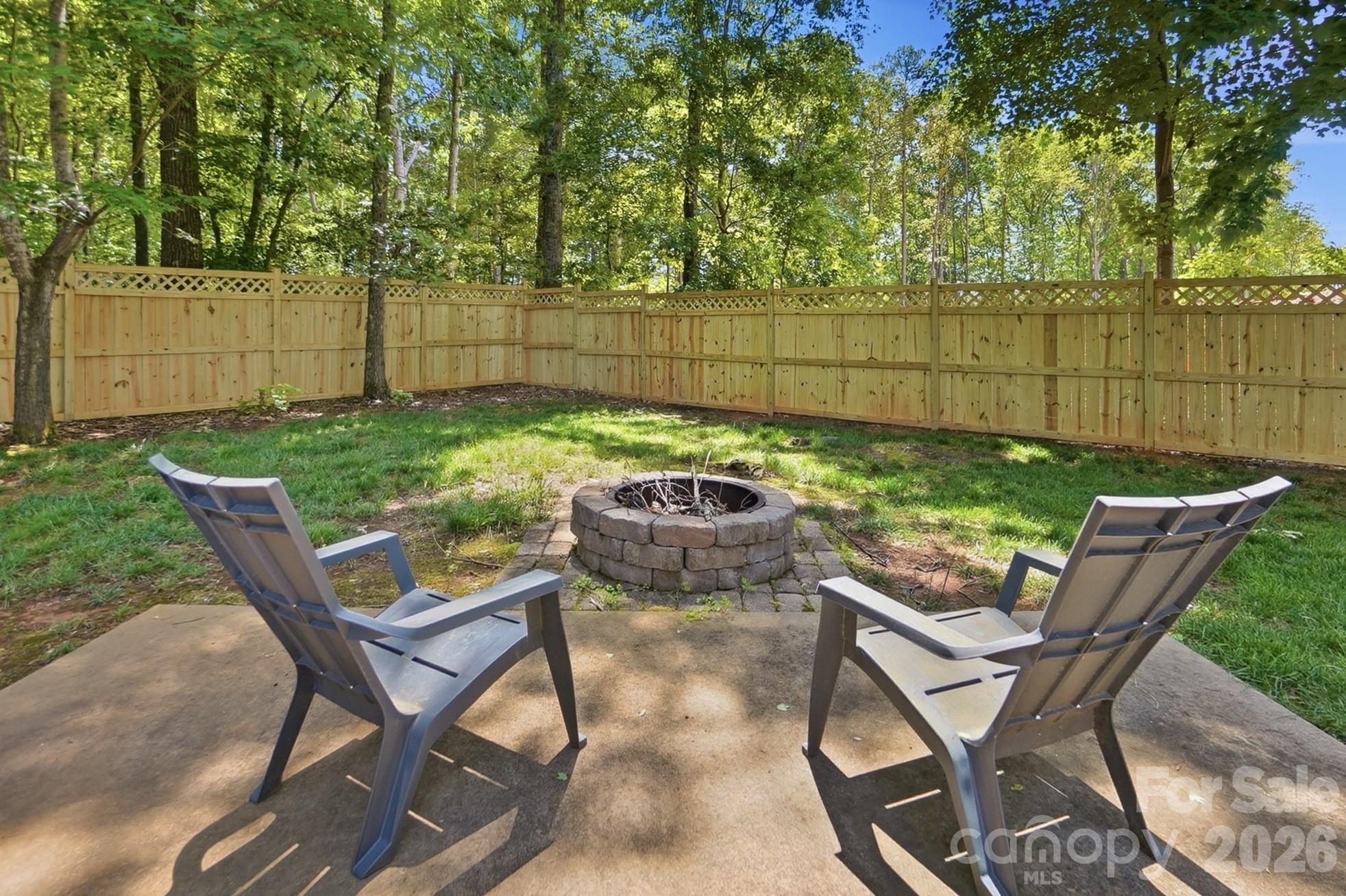 7126 Weddington Brook Drive — Matthews