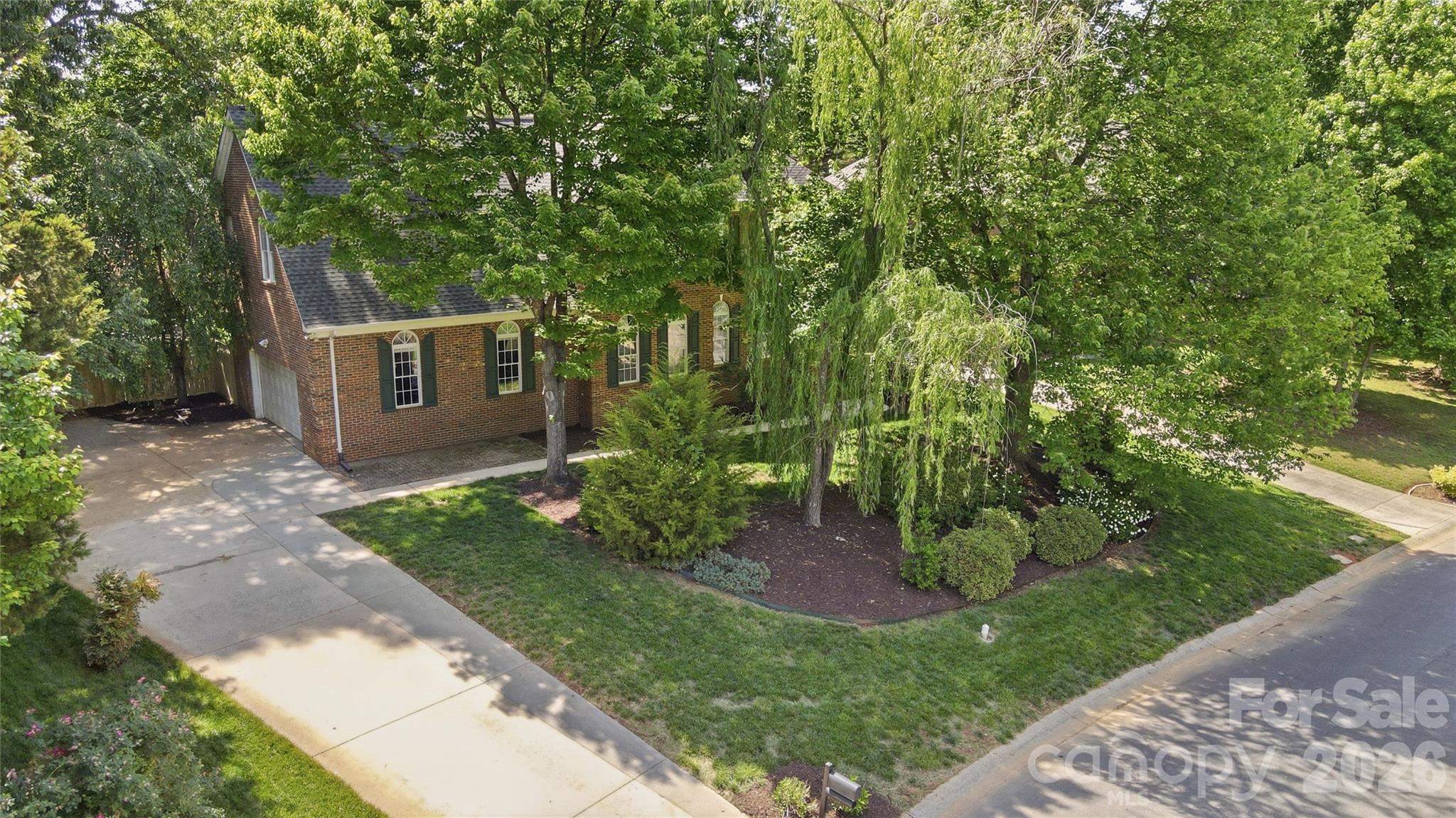7126 Weddington Brook Drive — Matthews