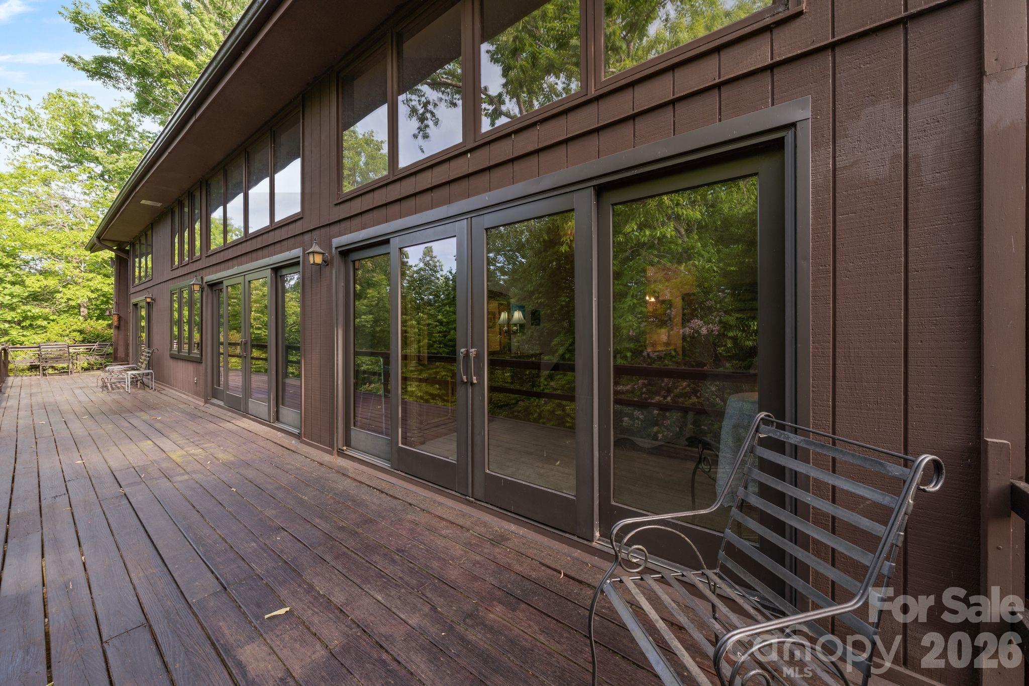 415 Reel Hollow Road — Marion