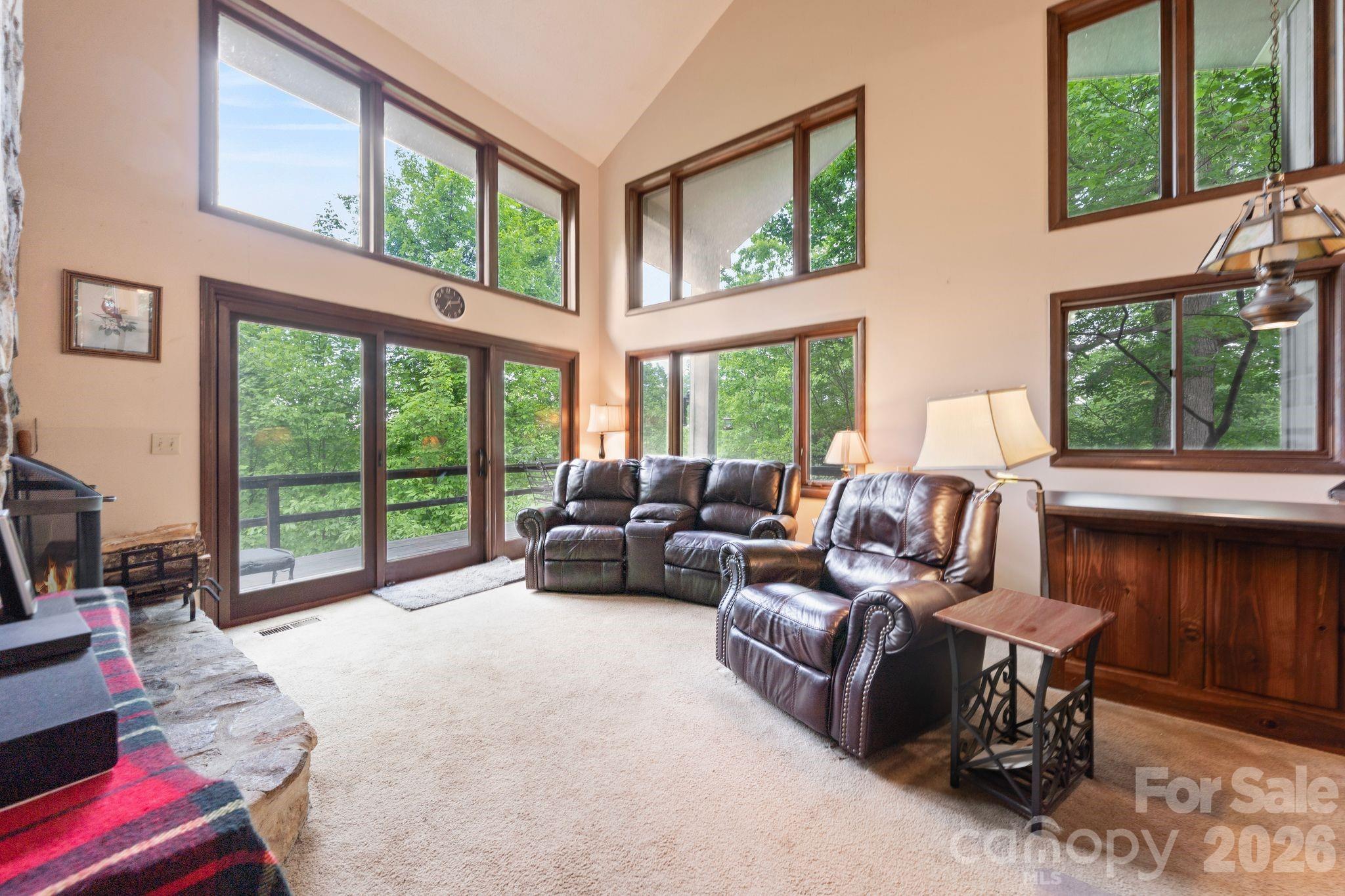 415 Reel Hollow Road — Marion