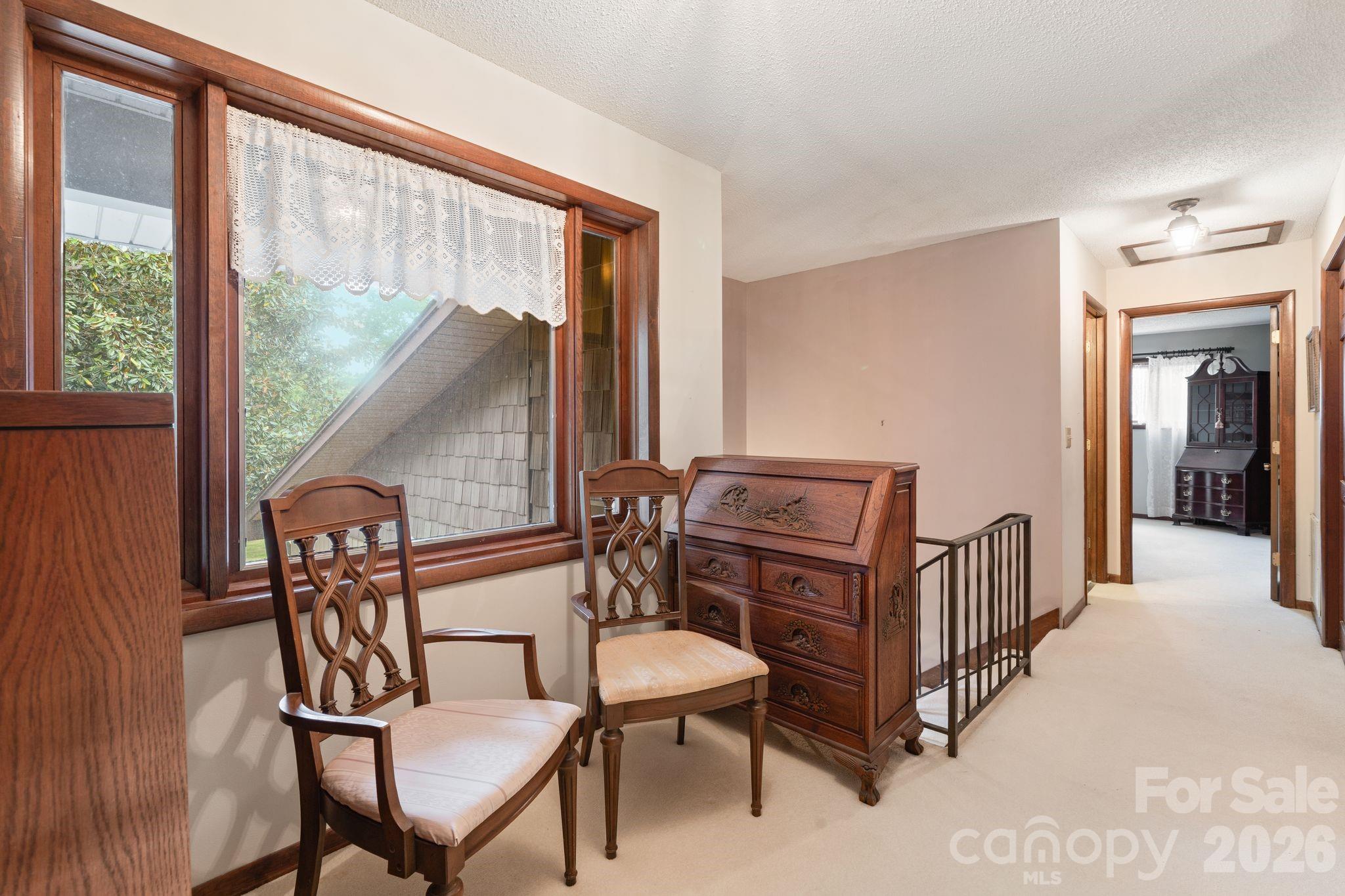415 Reel Hollow Road — Marion