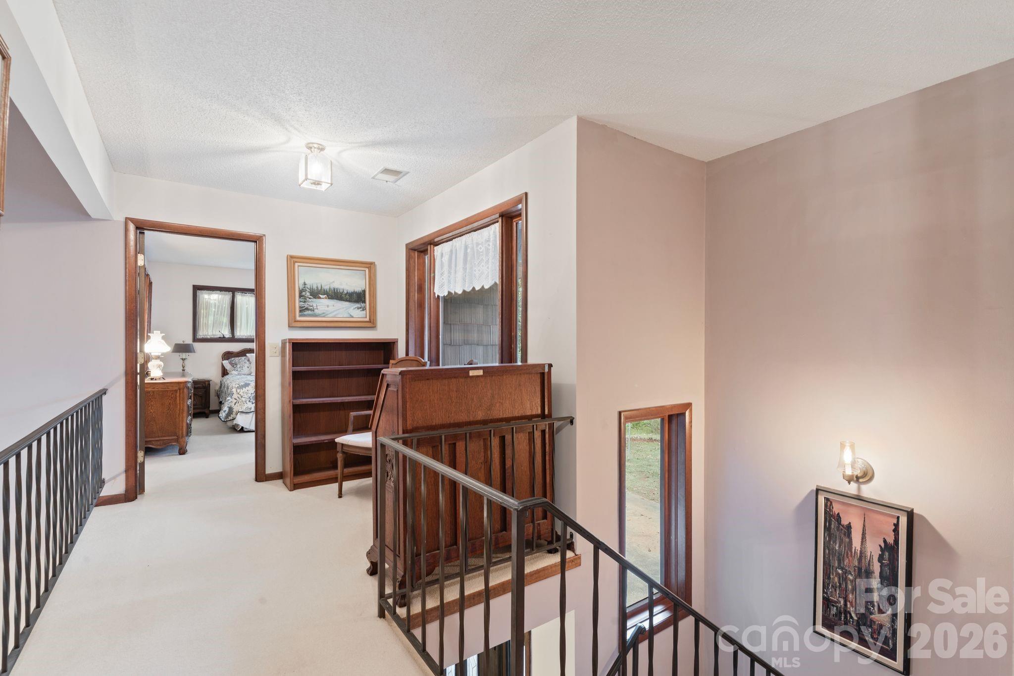 415 Reel Hollow Road — Marion