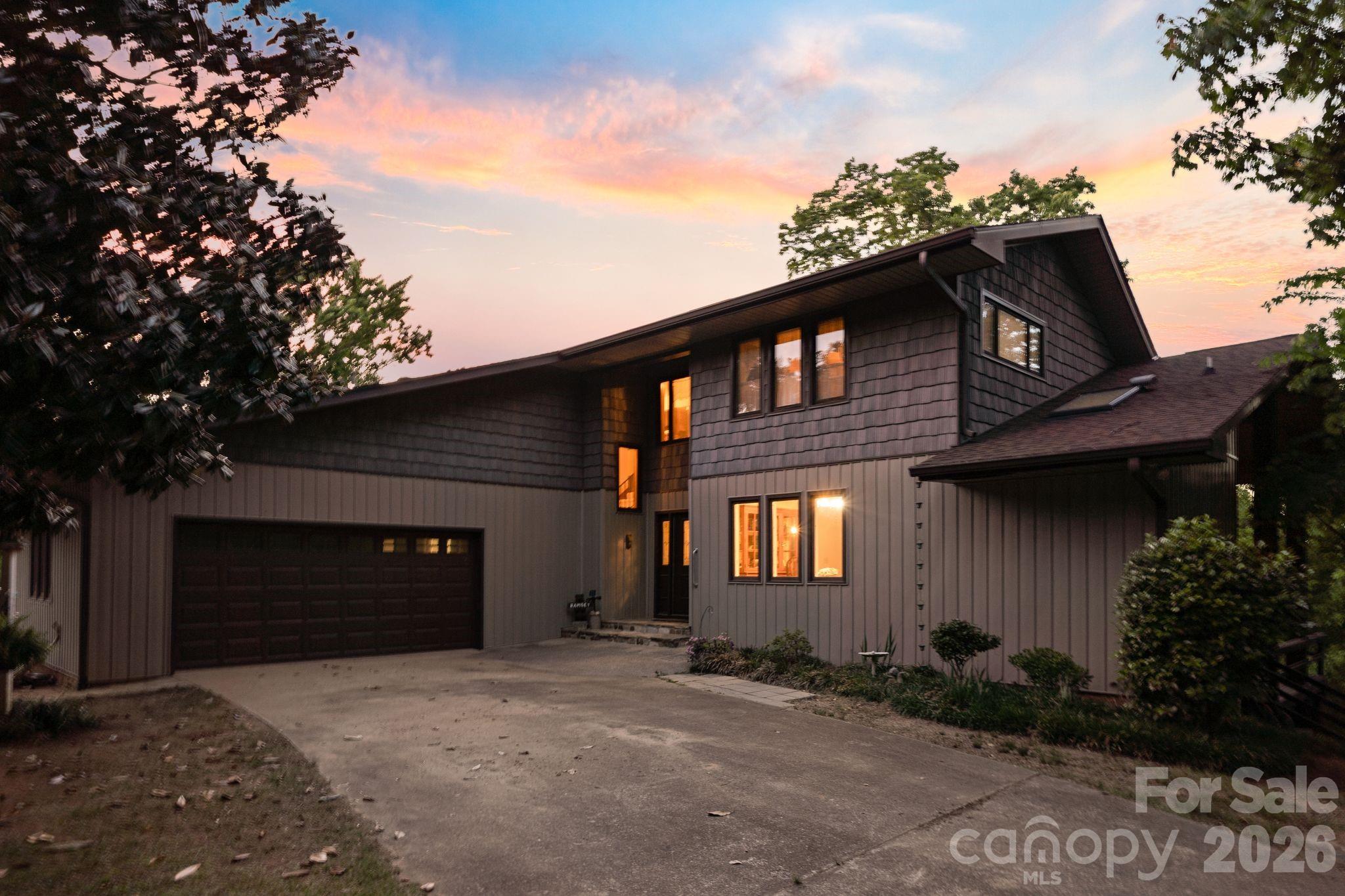 415 Reel Hollow Road — Marion