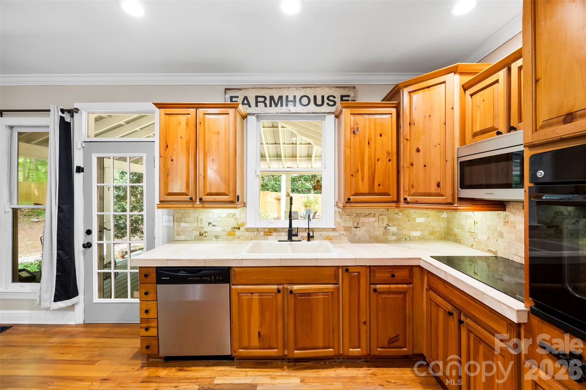 10112 Windtree Lane — Charlotte