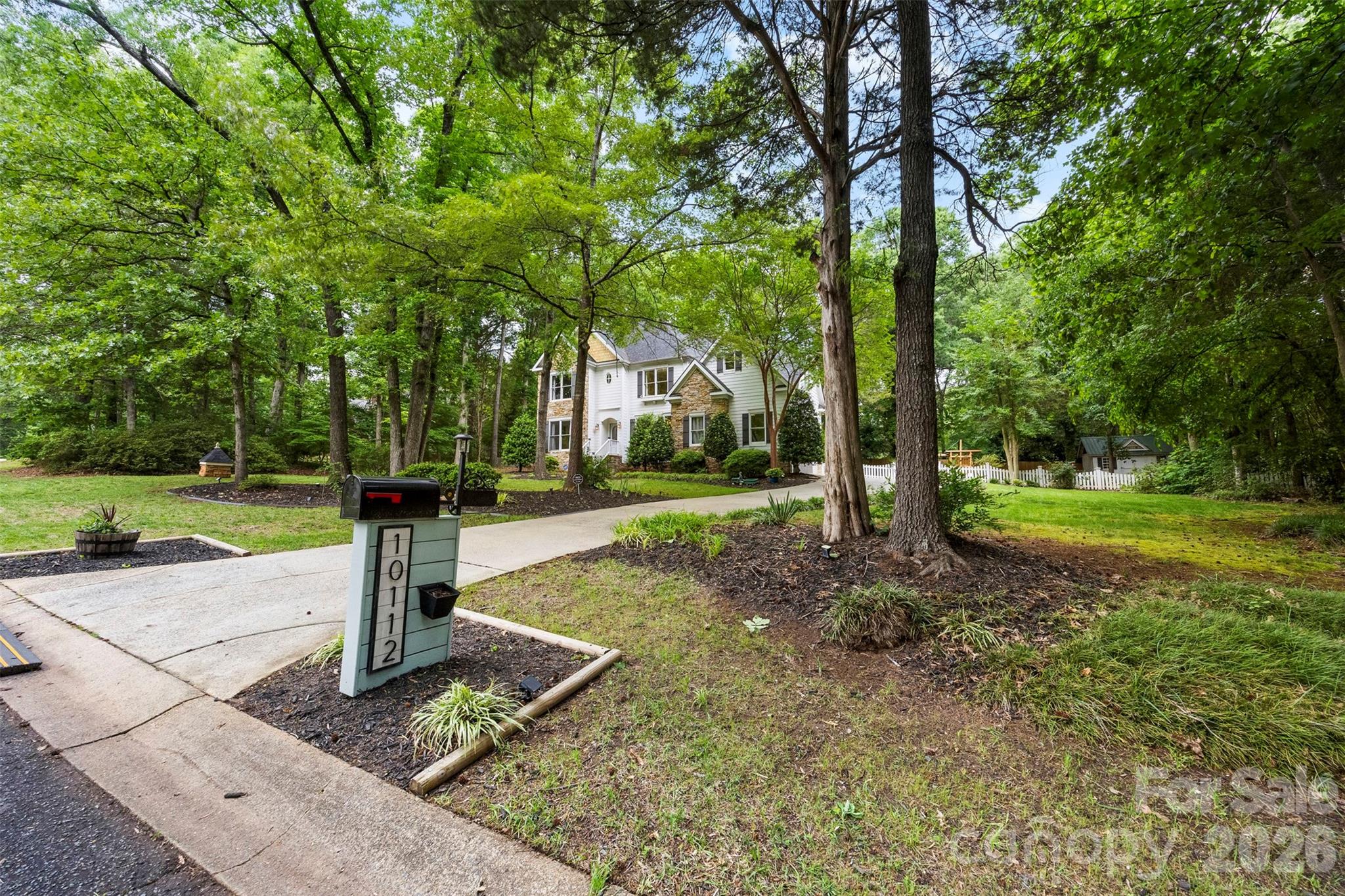 10112 Windtree Lane — Charlotte