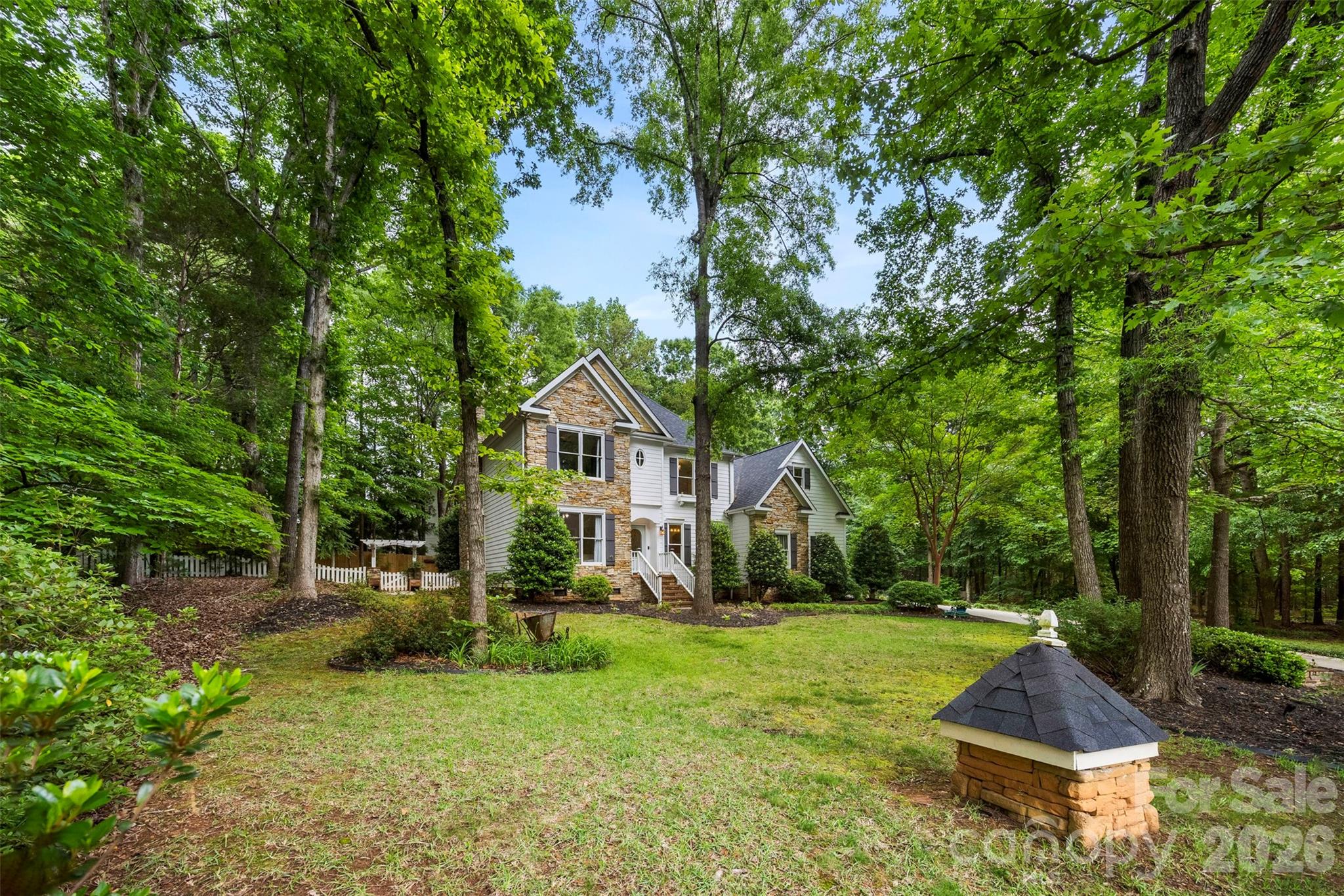 10112 Windtree Lane — Charlotte