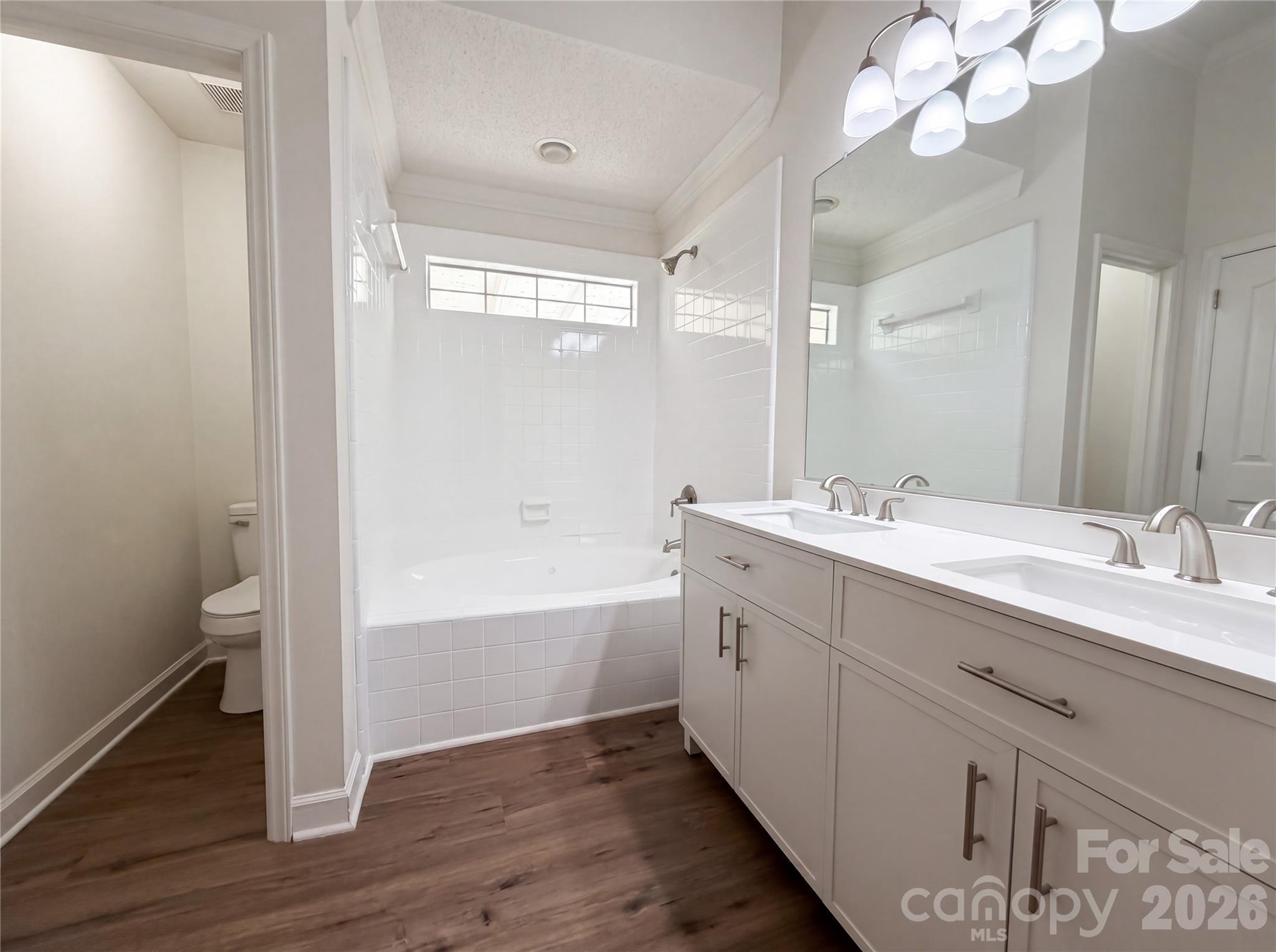 10530 Southern Oak Court — Charlotte