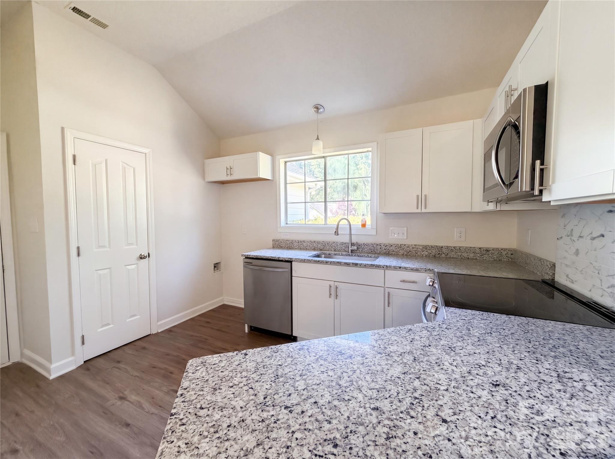 10530 Southern Oak Court — Charlotte