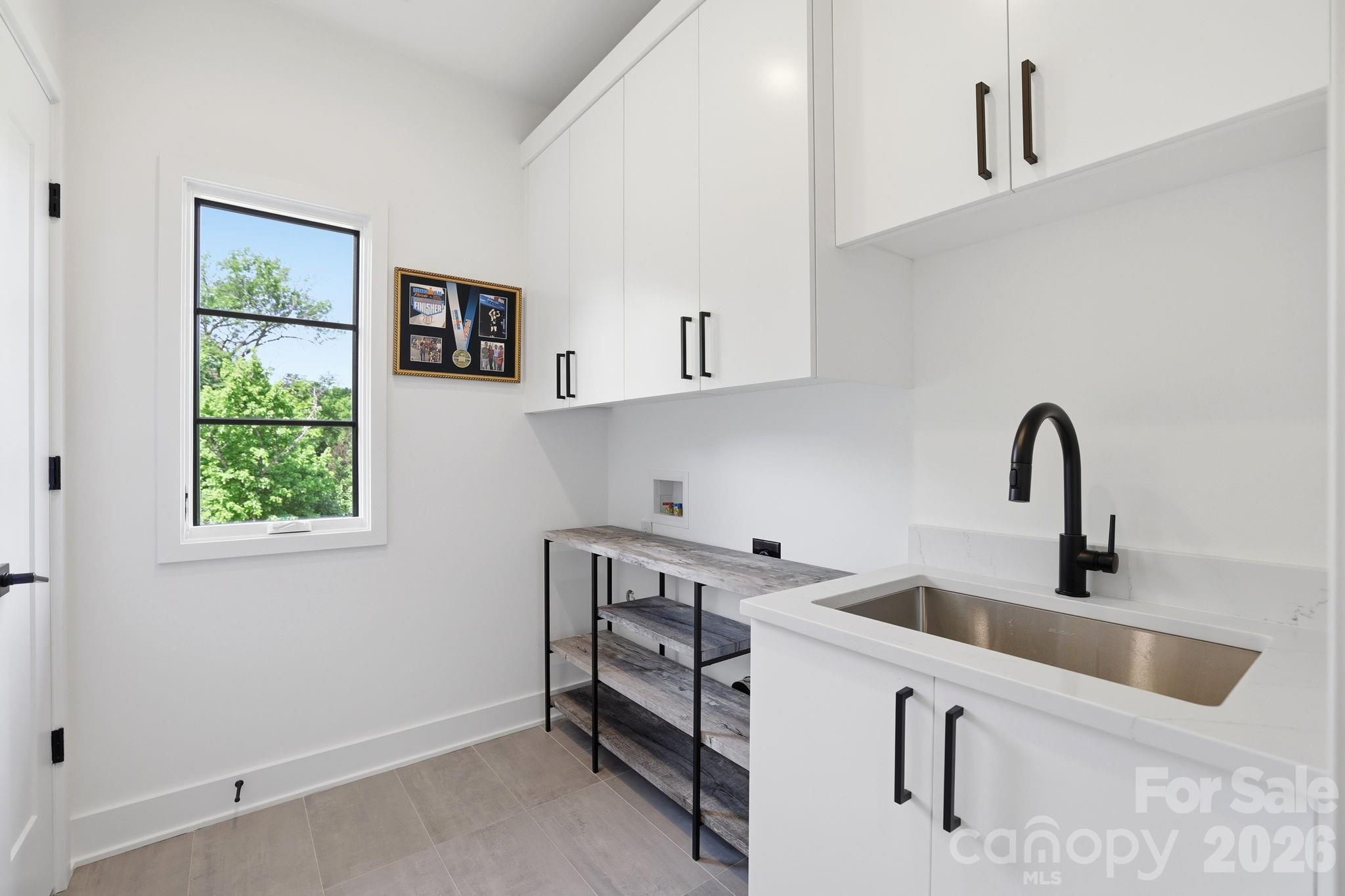 2840 Irby Drive — Charlotte
