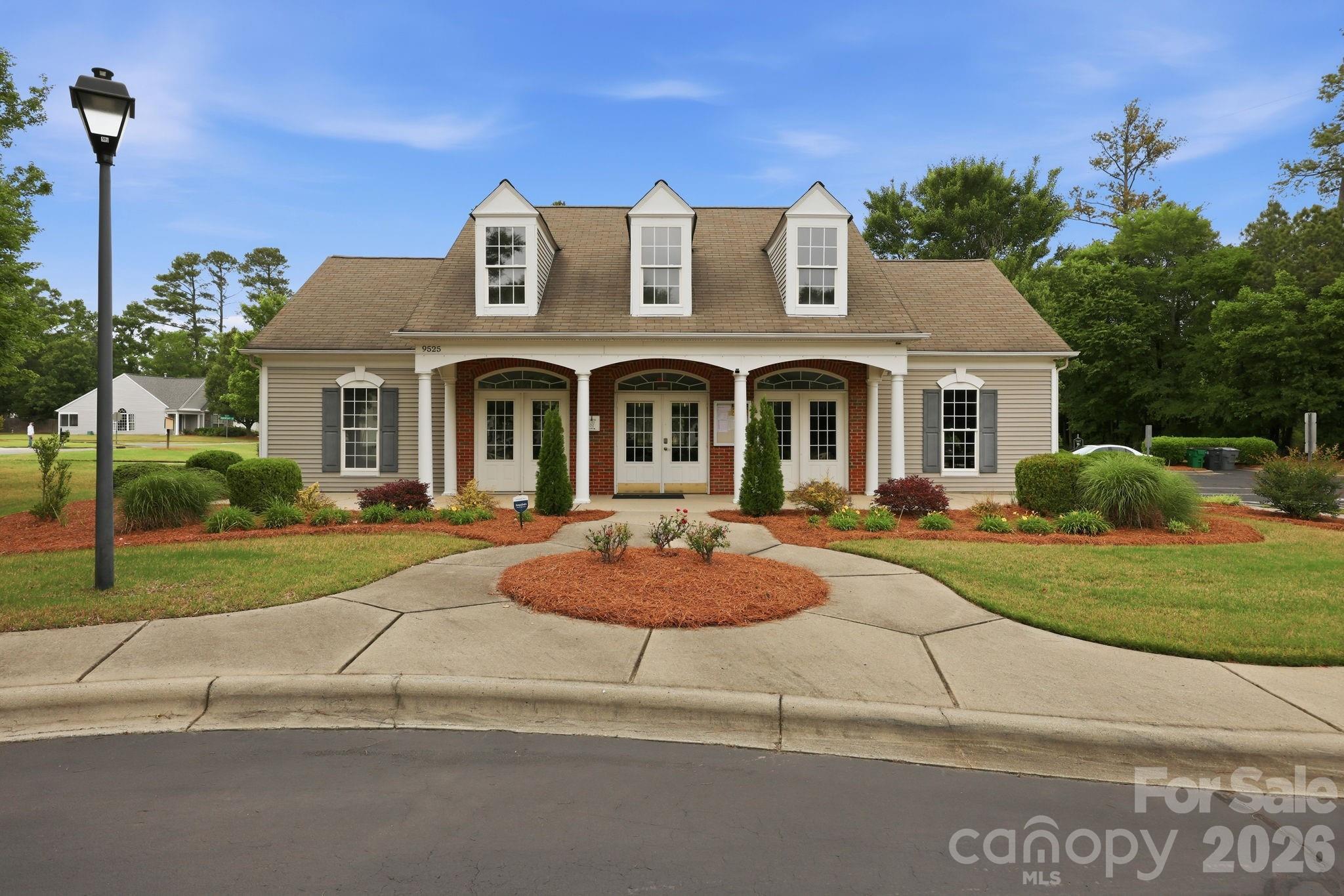 9510 Kestral Ridge Drive — Charlotte