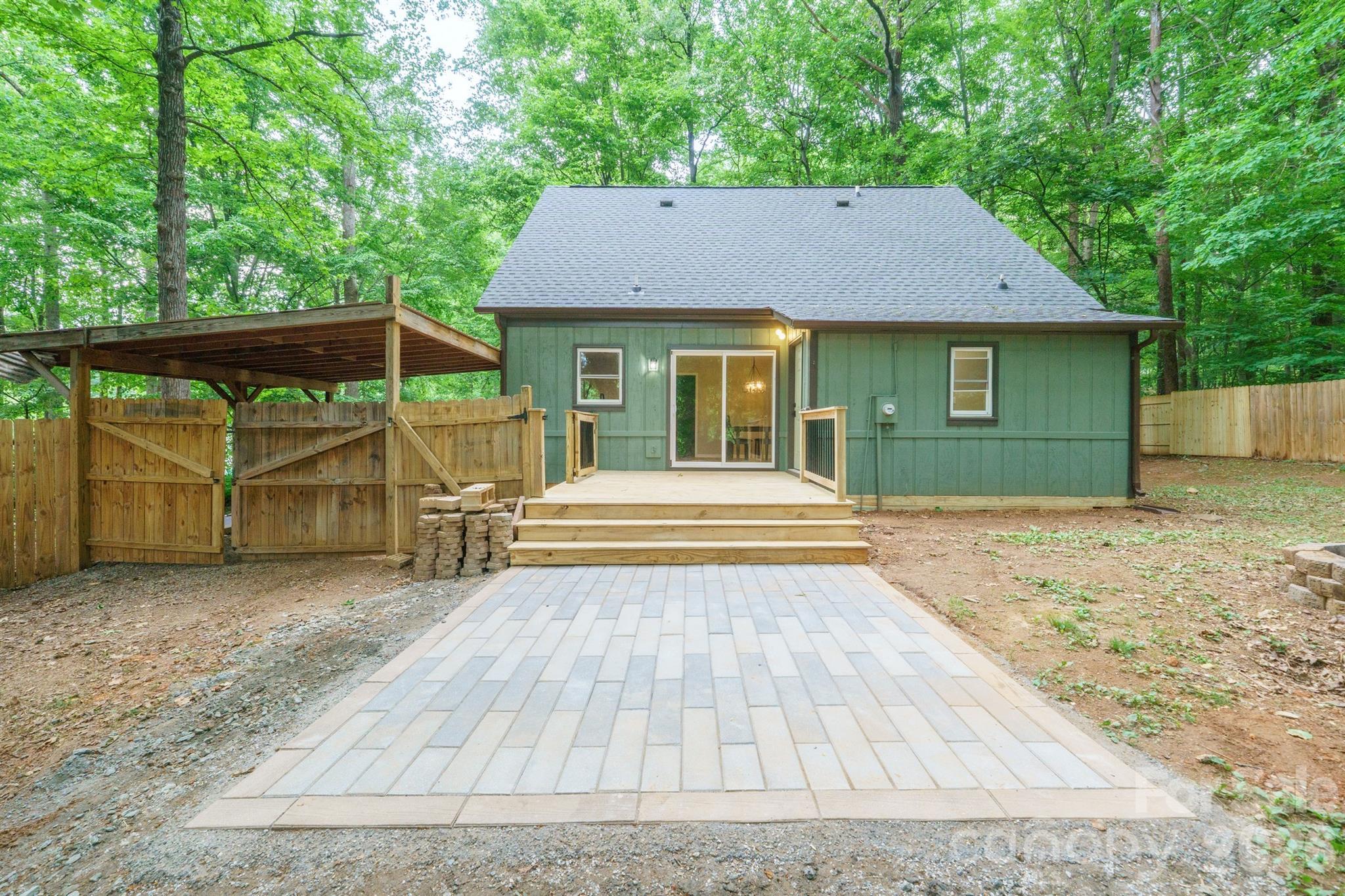727 Boulder Place — Statesville