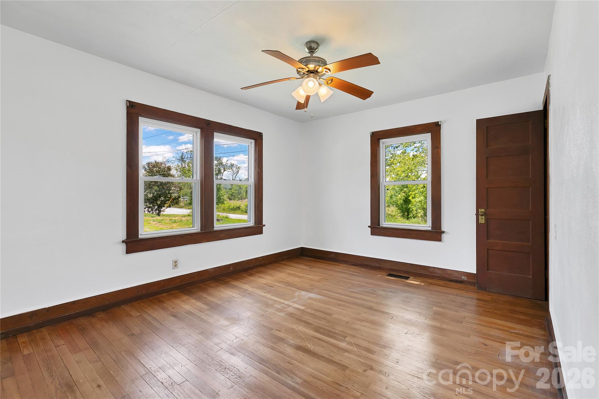 587 Old Hendersonville Highway — Brevard