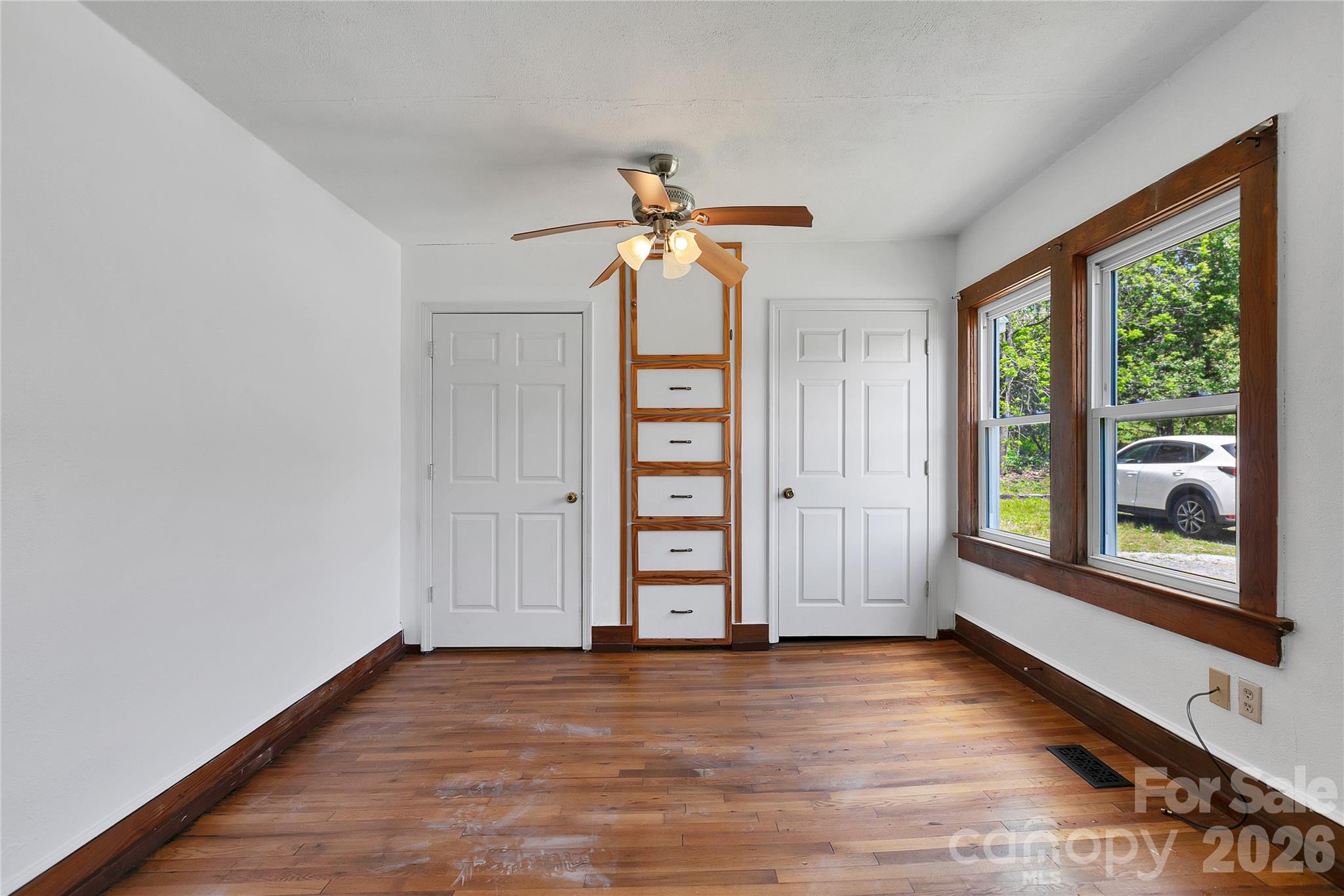 587 Old Hendersonville Highway — Brevard