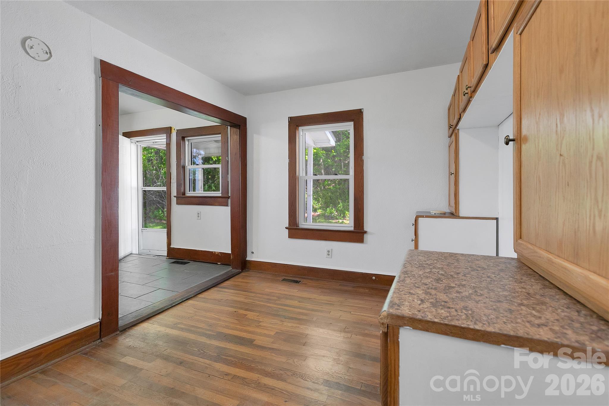 587 Old Hendersonville Highway — Brevard