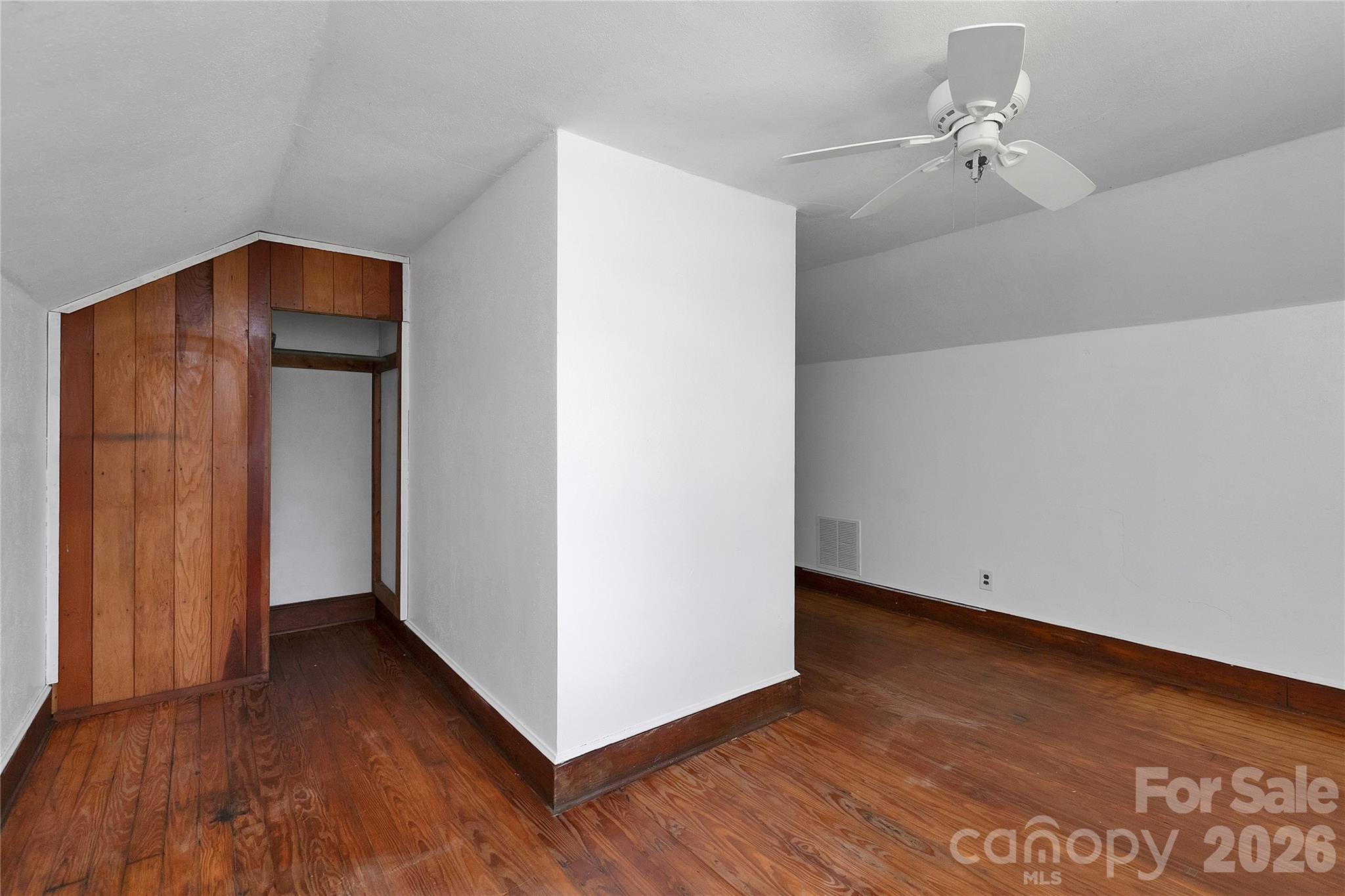 587 Old Hendersonville Highway — Brevard