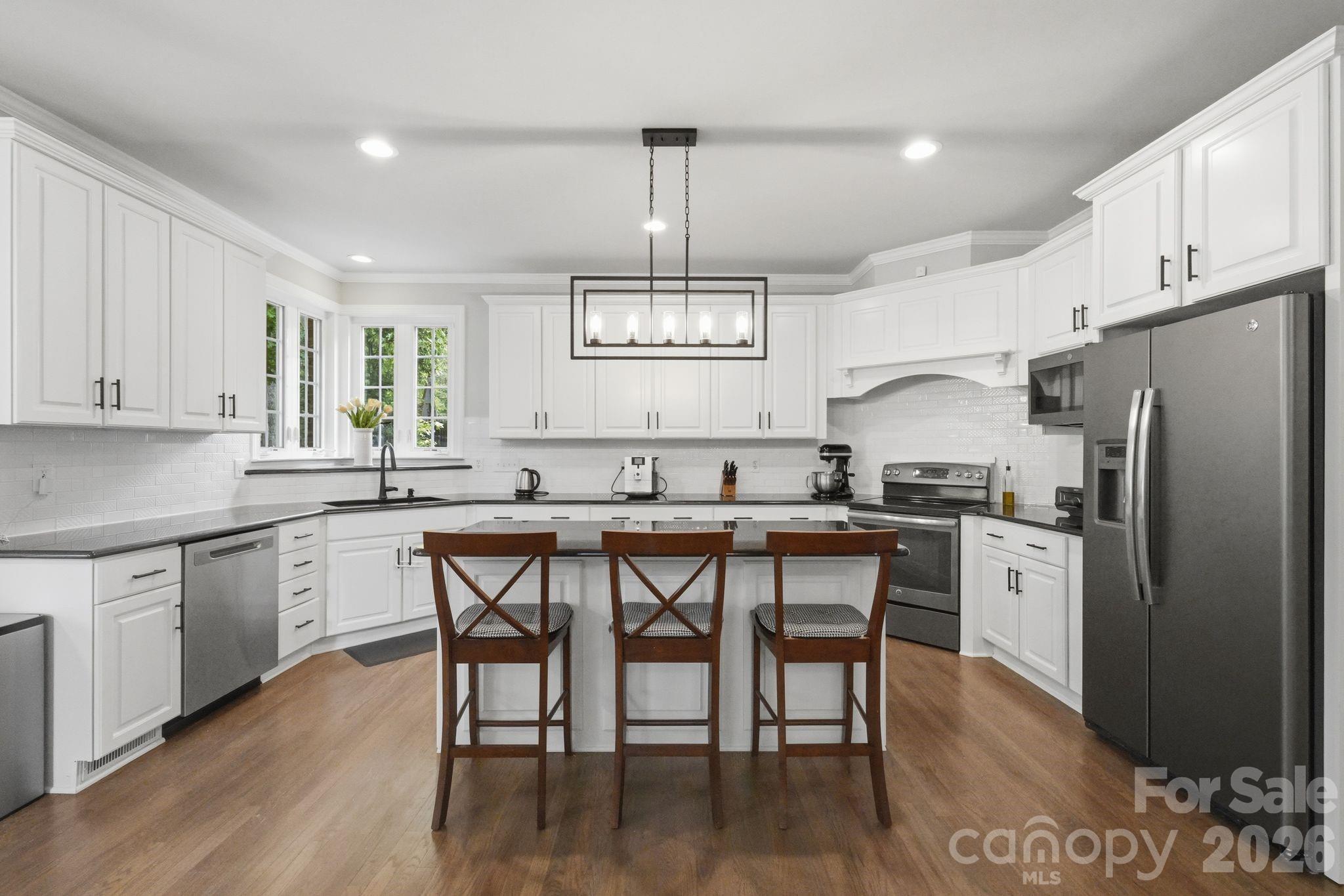 10508 Devonshire Drive — Huntersville