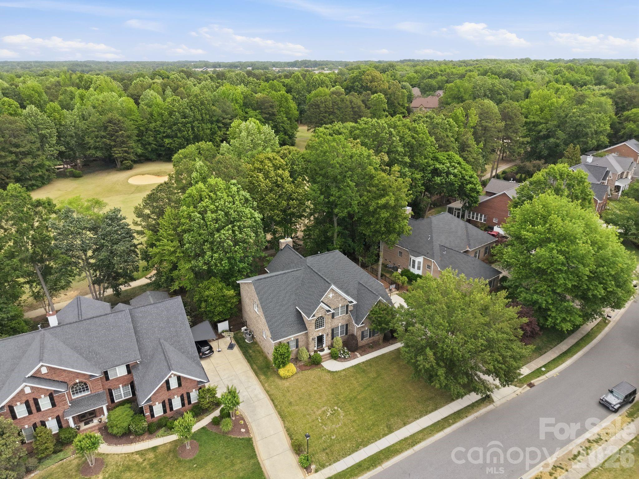 10508 Devonshire Drive — Huntersville
