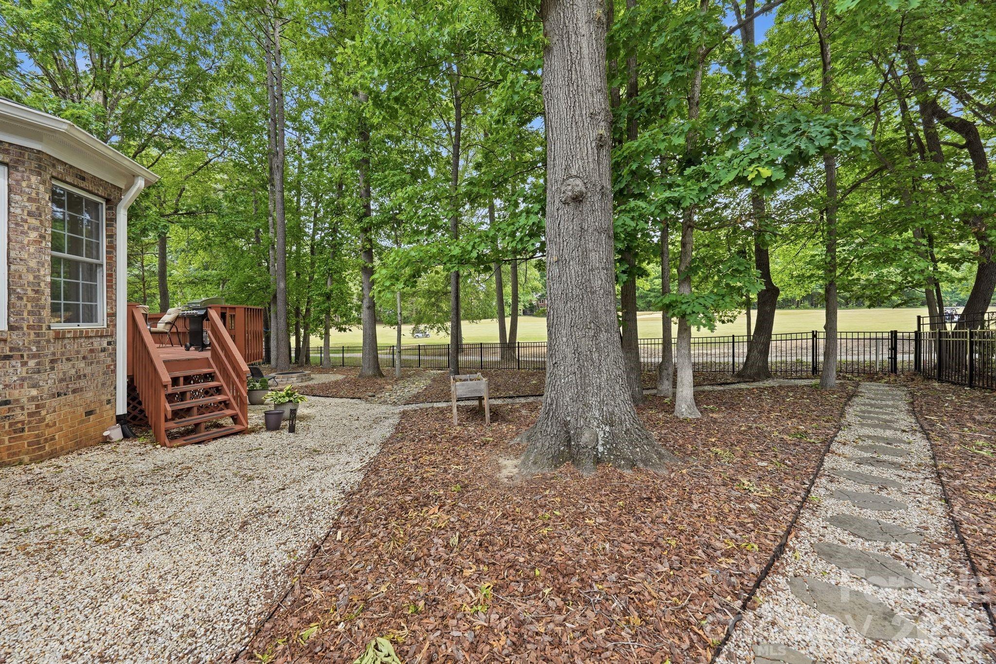 10508 Devonshire Drive — Huntersville