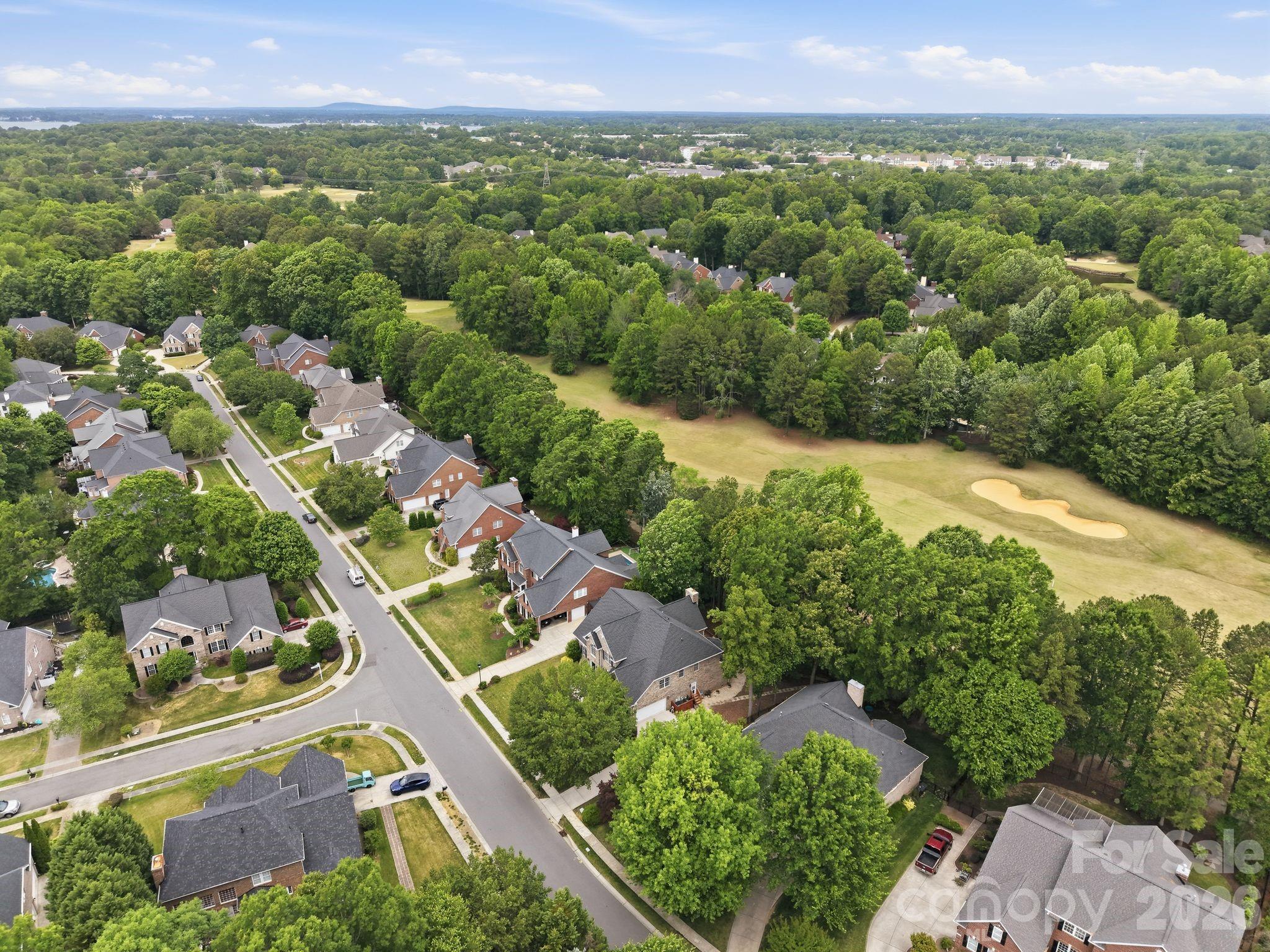 10508 Devonshire Drive — Huntersville