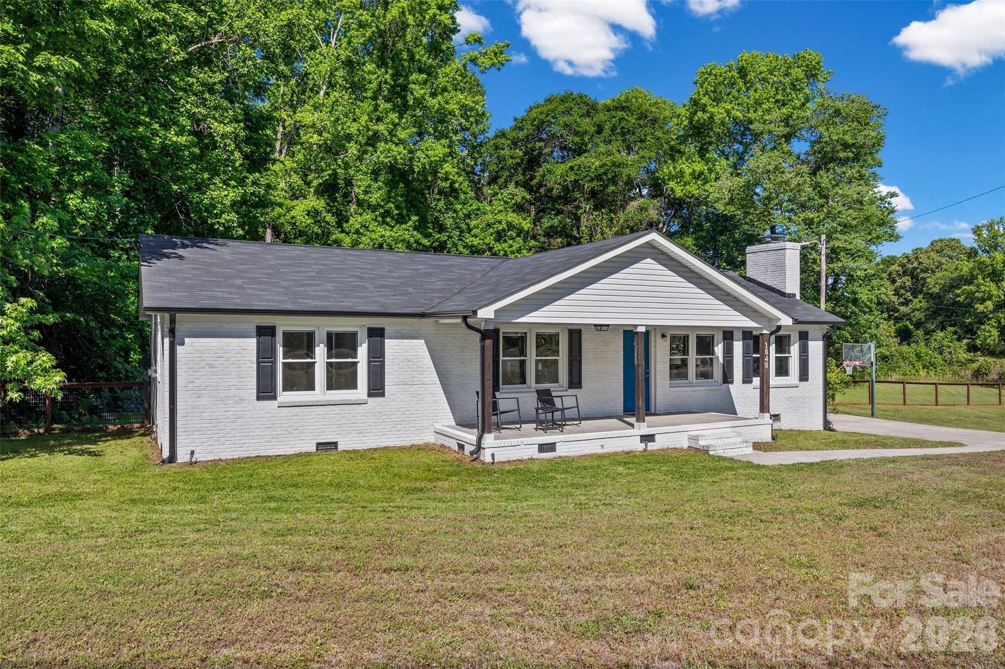 1848 Smiths Circle — Rock Hill