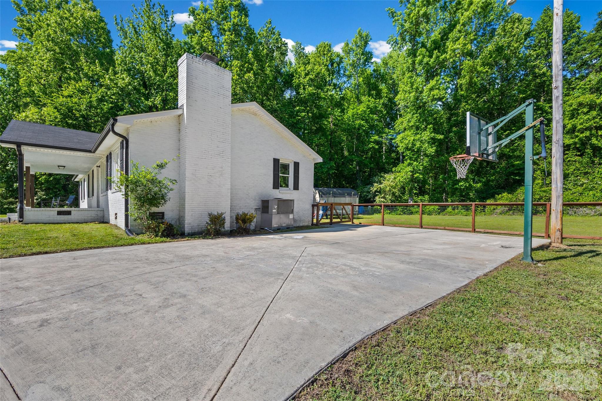 1848 Smiths Circle — Rock Hill