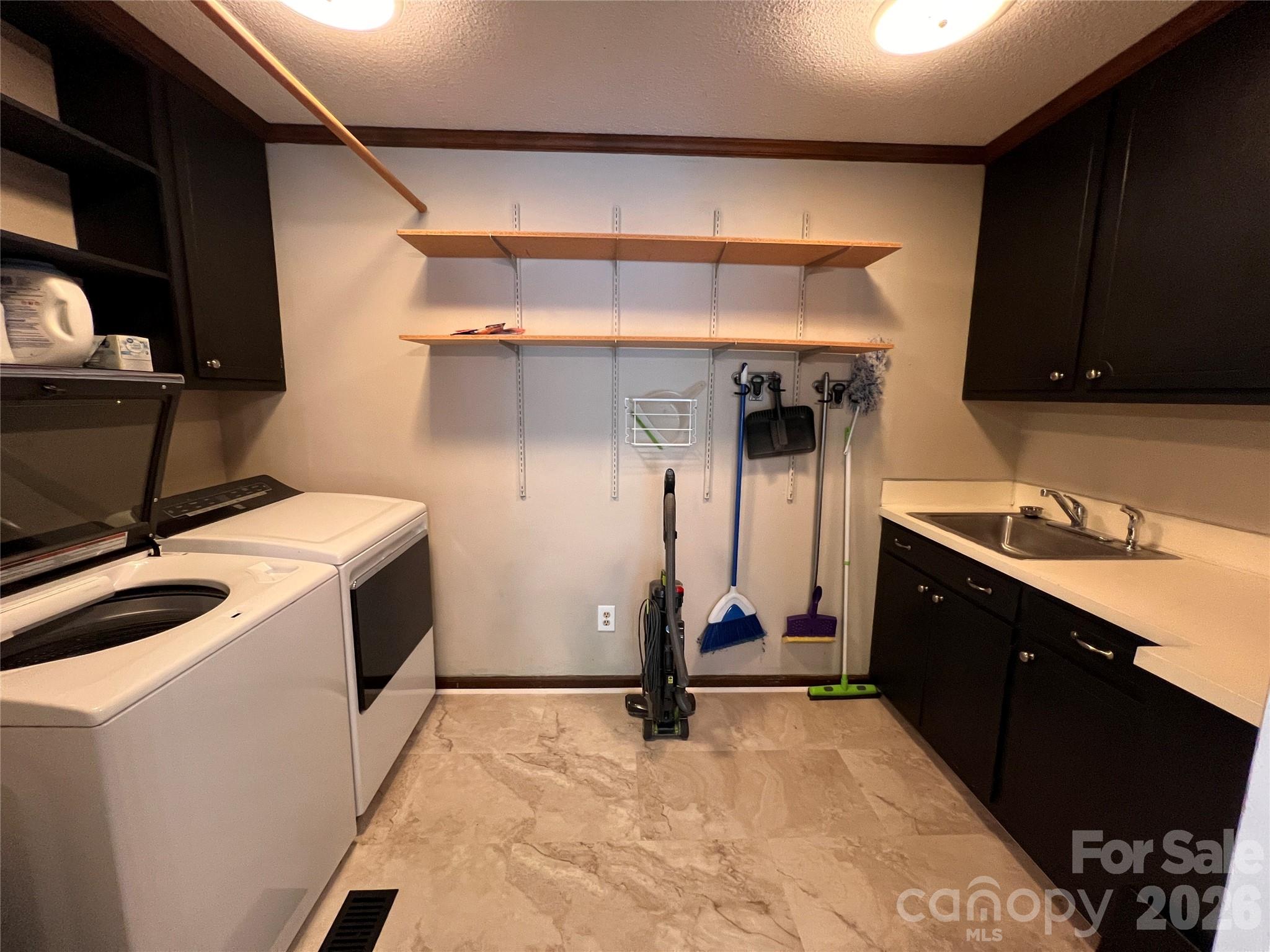 1426 Alf Hoover Road — Vale