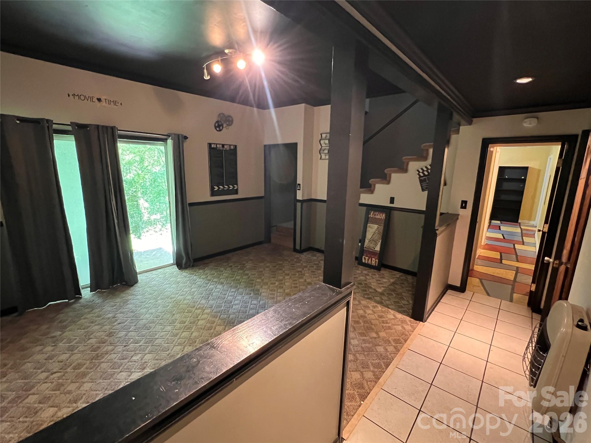 1426 Alf Hoover Road — Vale