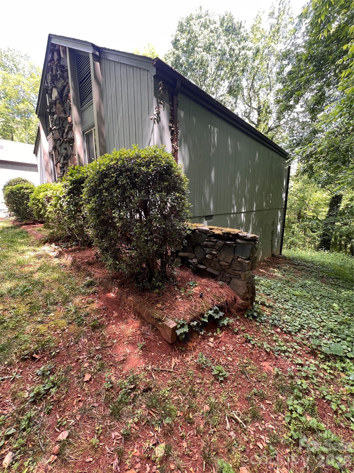 1426 Alf Hoover Road — Vale