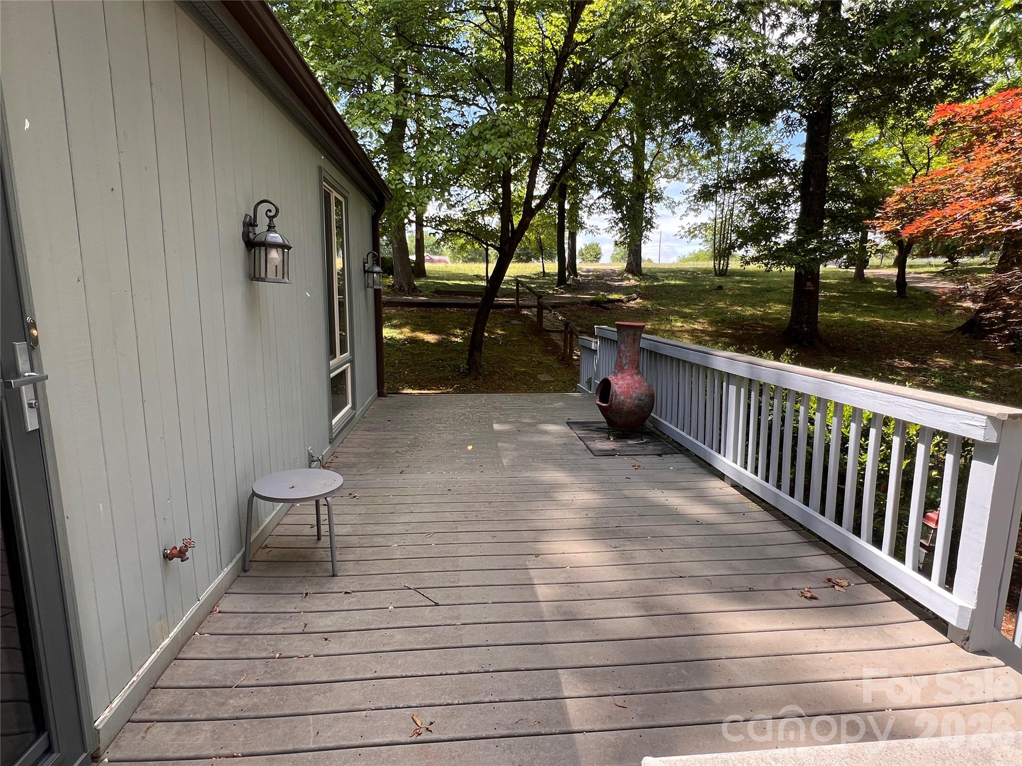 1426 Alf Hoover Road — Vale