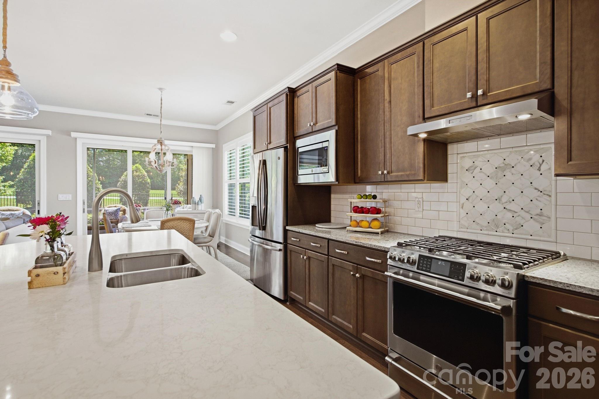 261 Stone Mountain Way — Denver