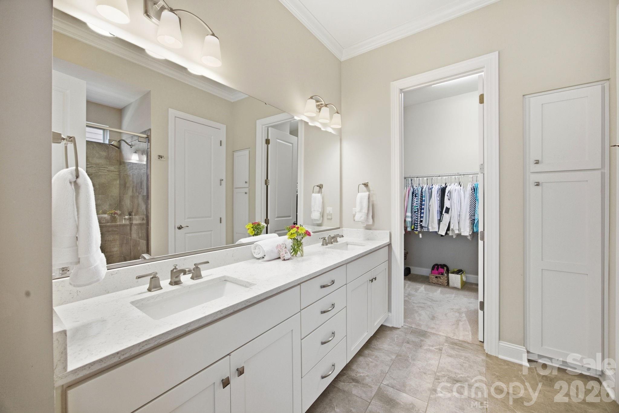 261 Stone Mountain Way — Denver