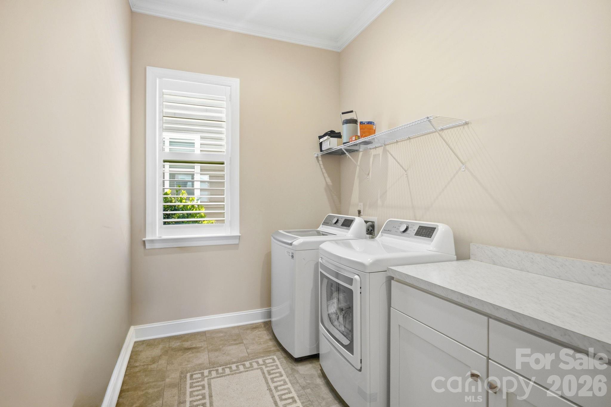 261 Stone Mountain Way — Denver