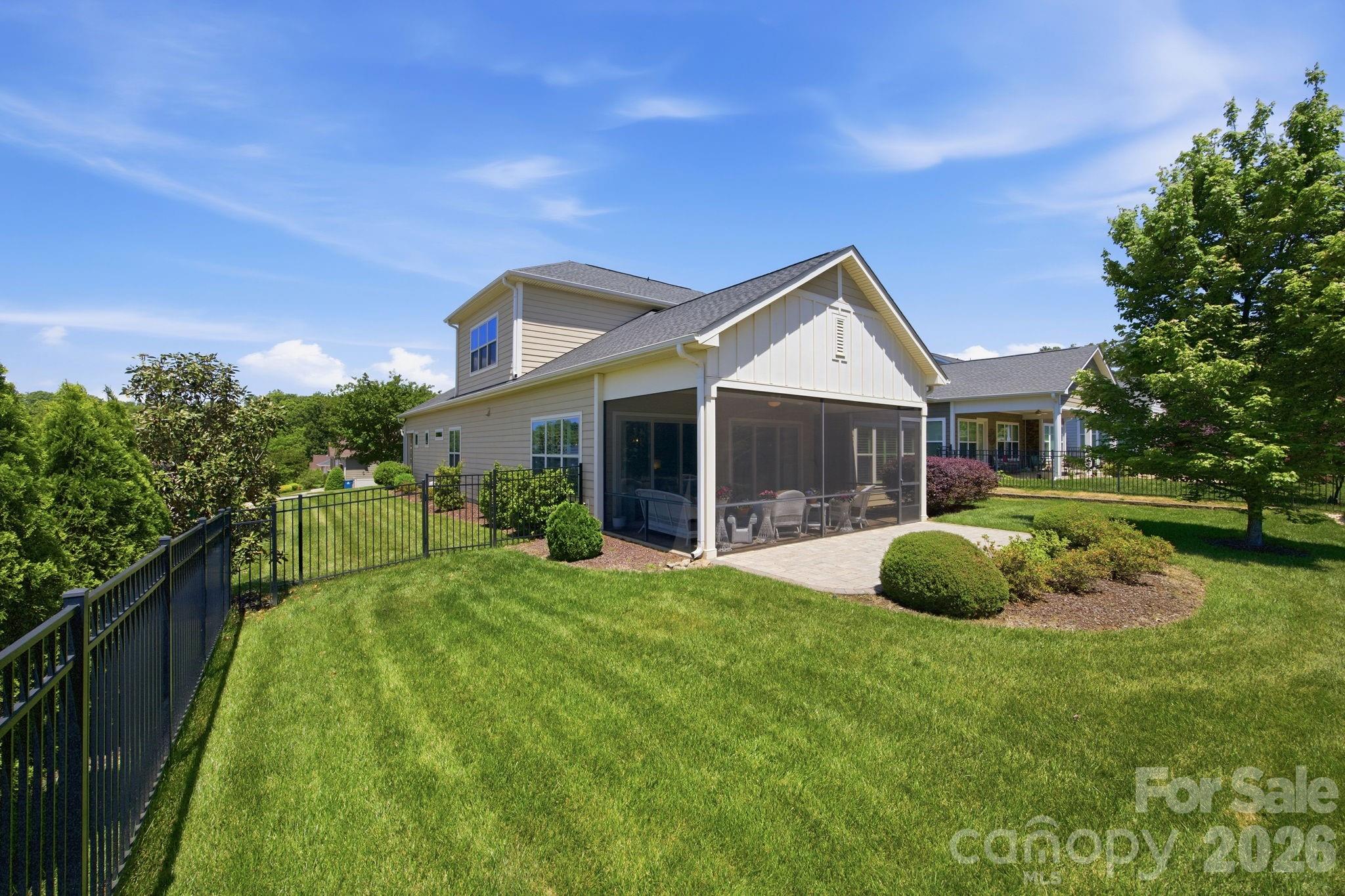 261 Stone Mountain Way — Denver