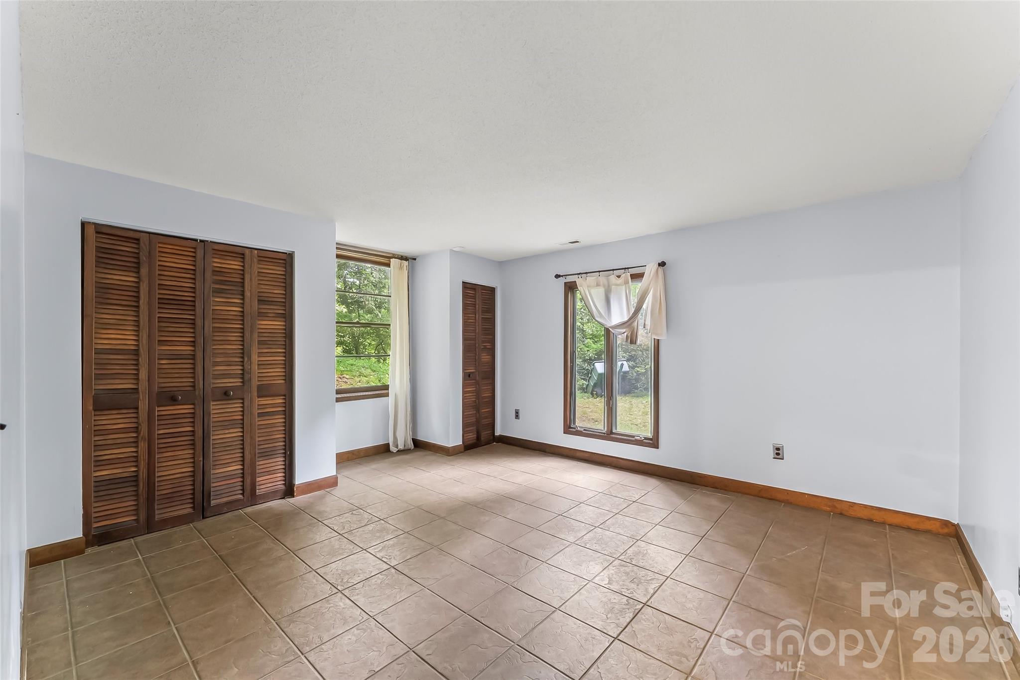 7820 Greenville Highway — Brevard