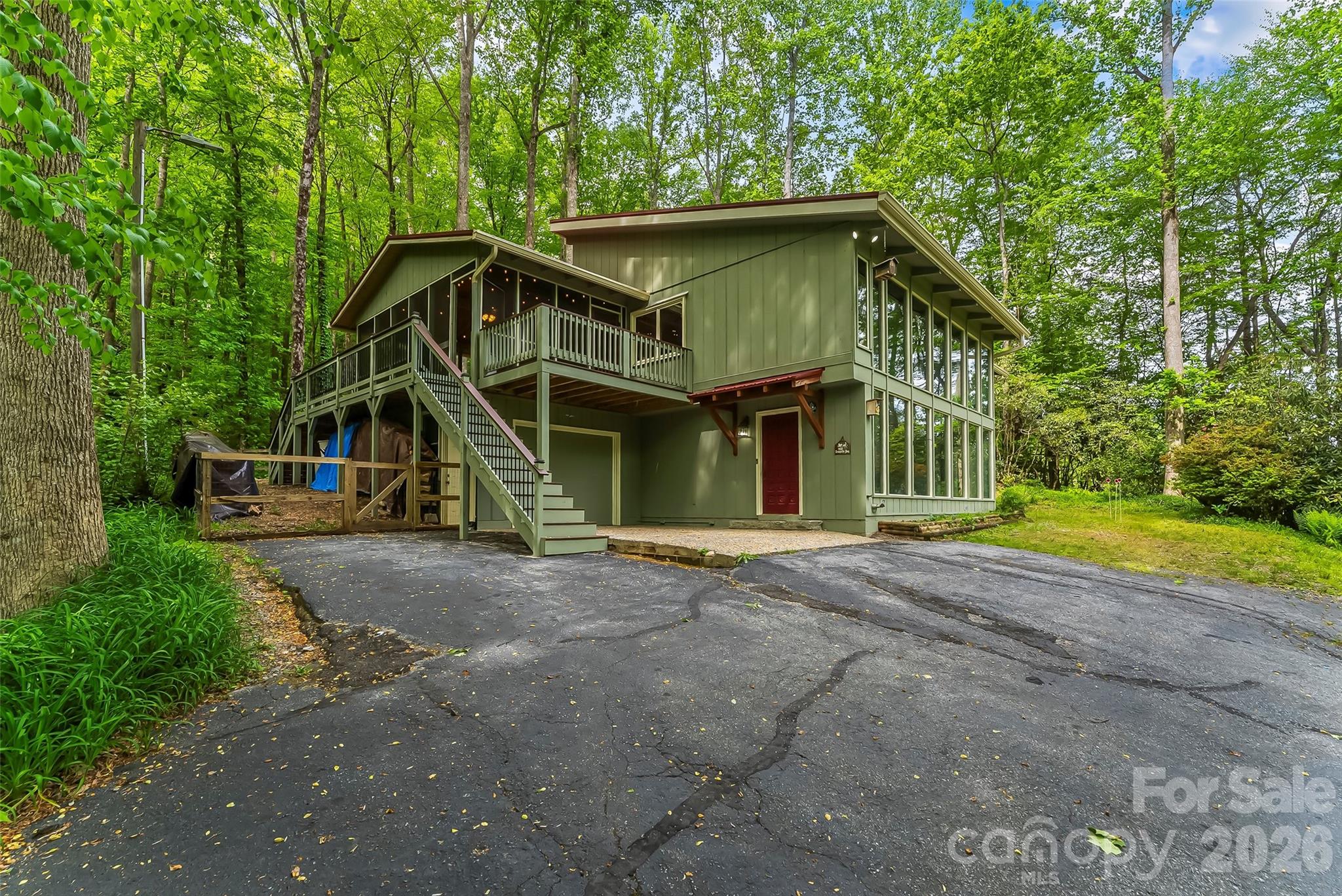 7820 Greenville Highway — Brevard