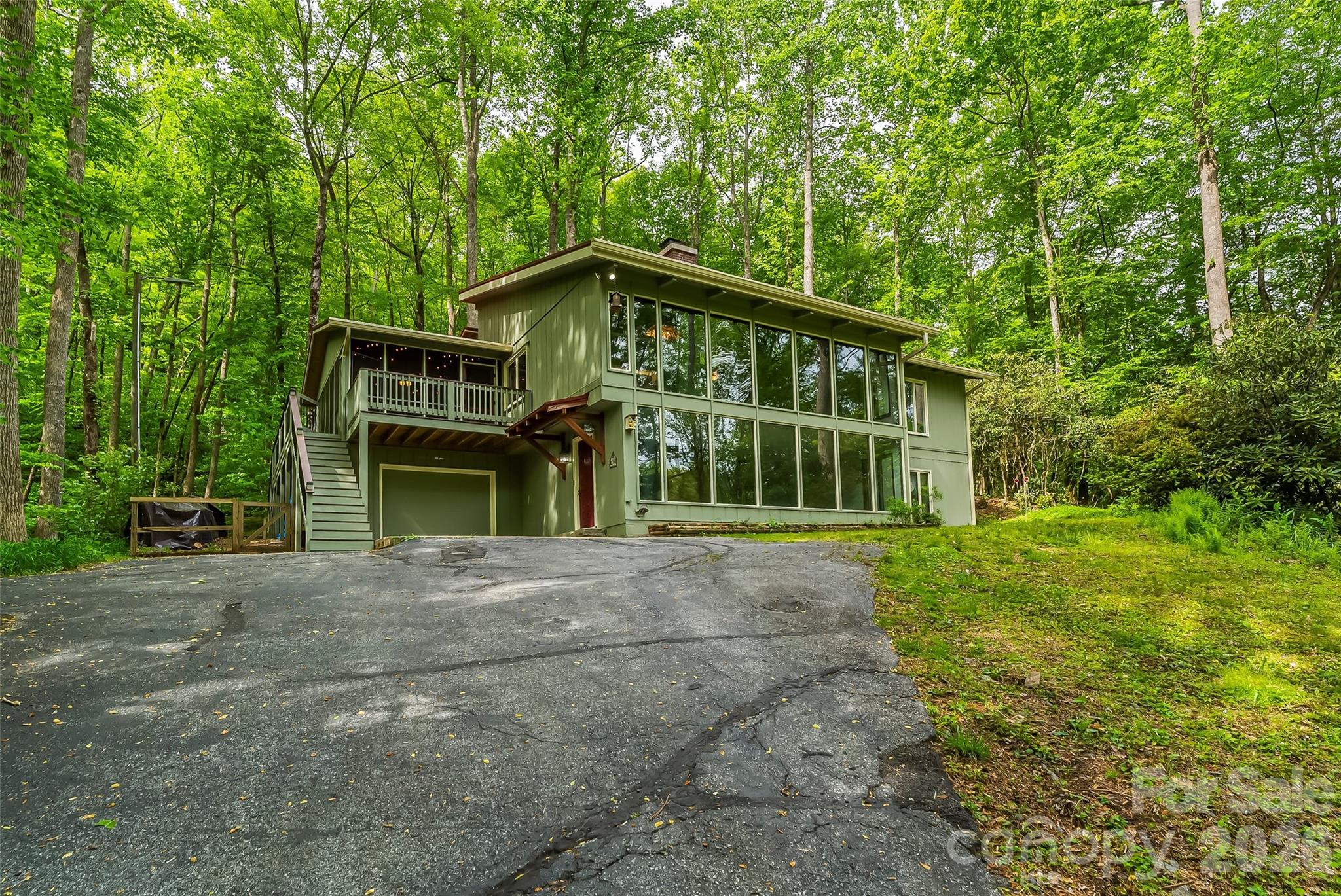 7820 Greenville Highway — Brevard
