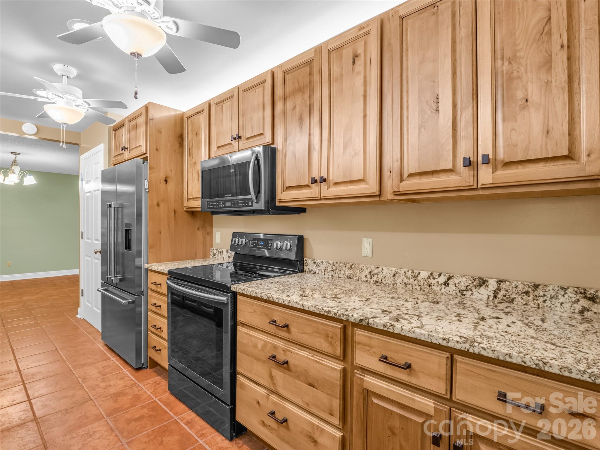 156 Deer Run — Hendersonville