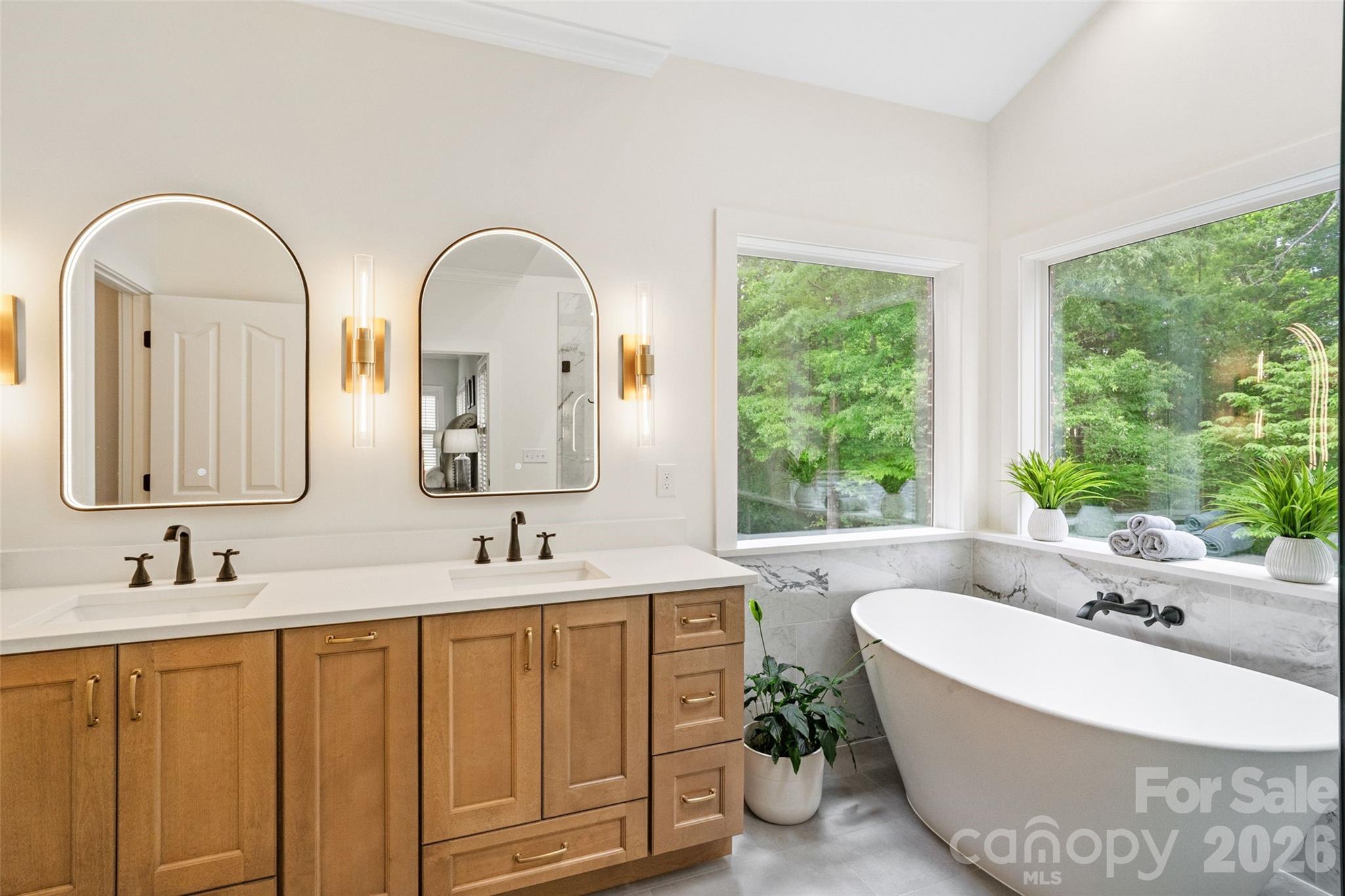 406 Castlestone Lane — Matthews