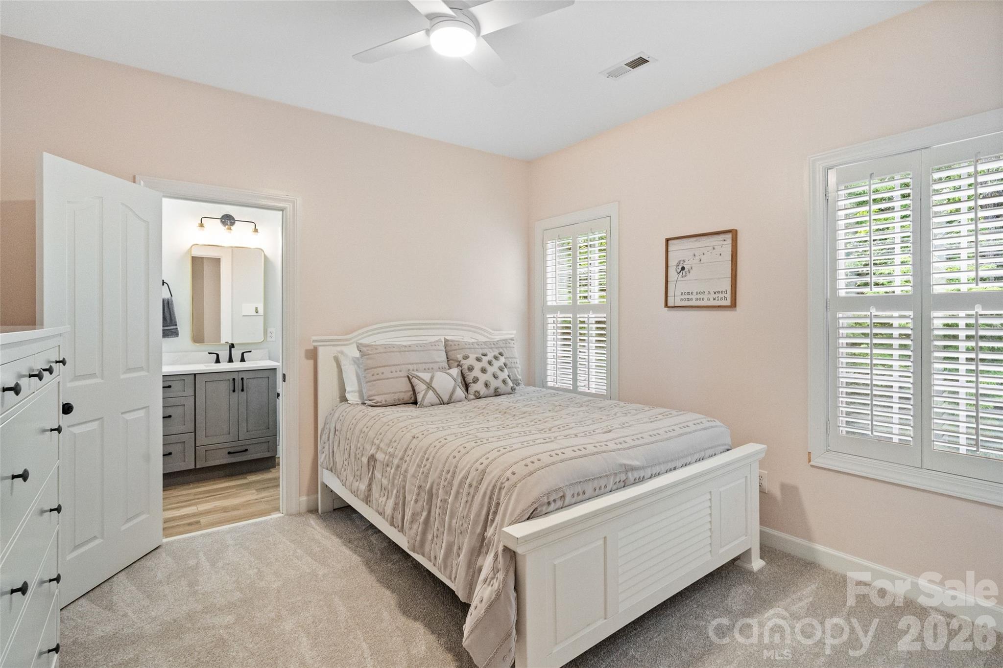406 Castlestone Lane — Matthews
