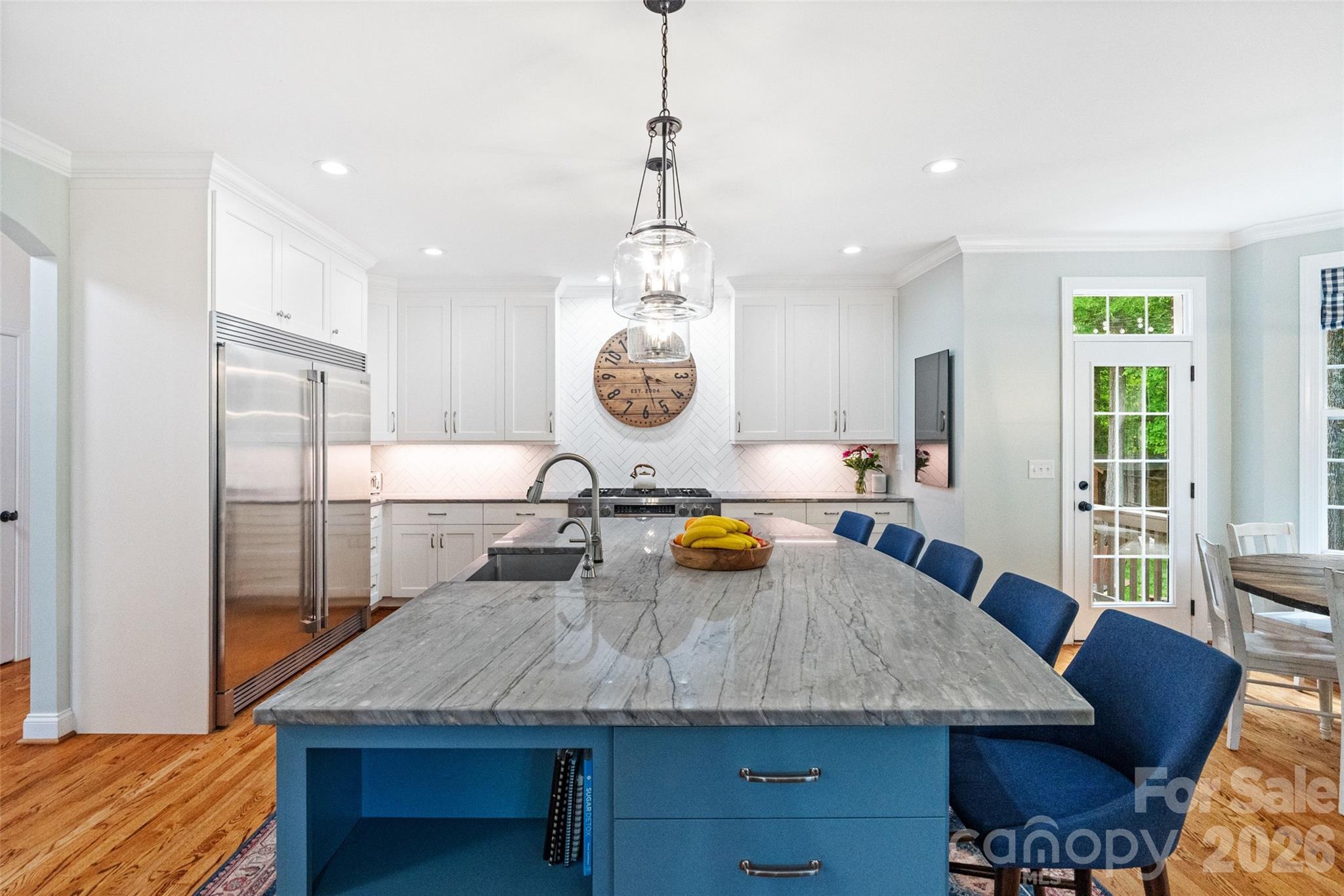 406 Castlestone Lane — Matthews