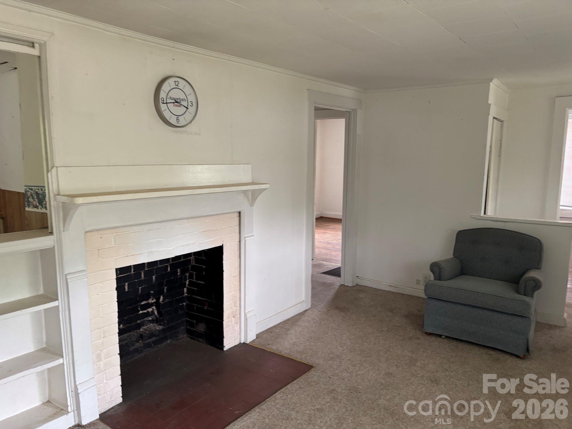 162 Phillips Lane — Spruce Pine