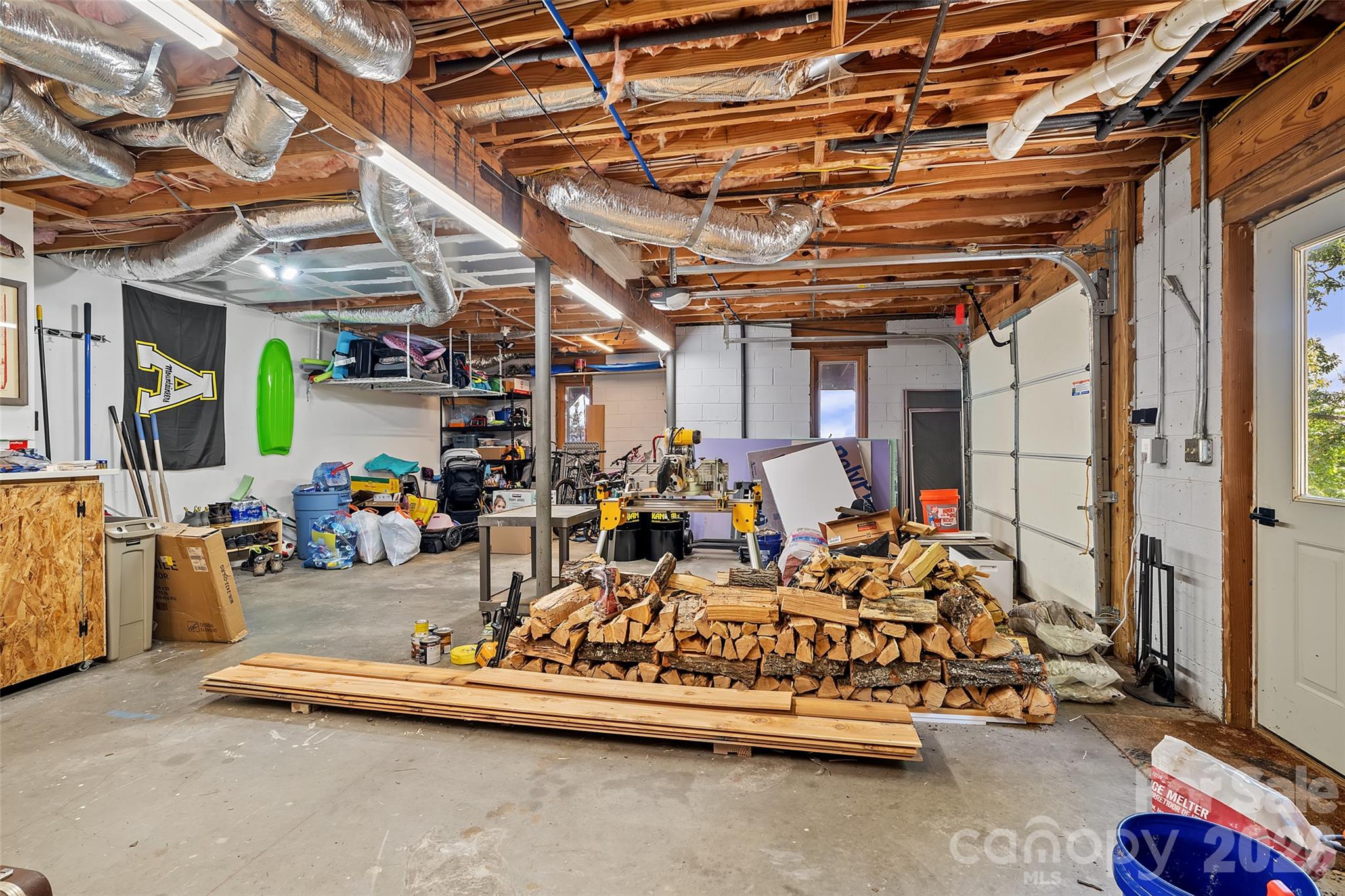 58 Poplar Drive — Mills River