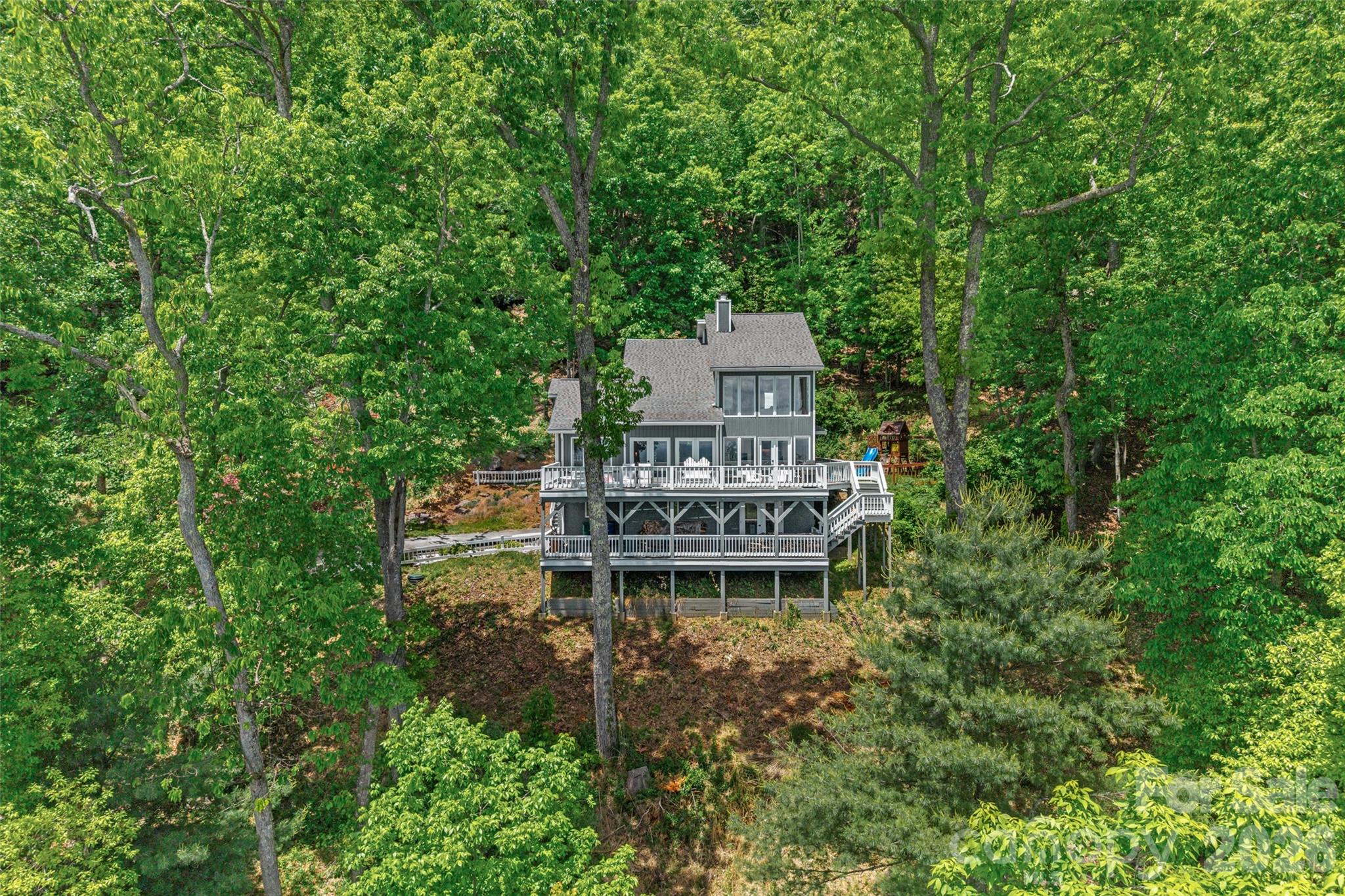 58 Poplar Drive — Mills River