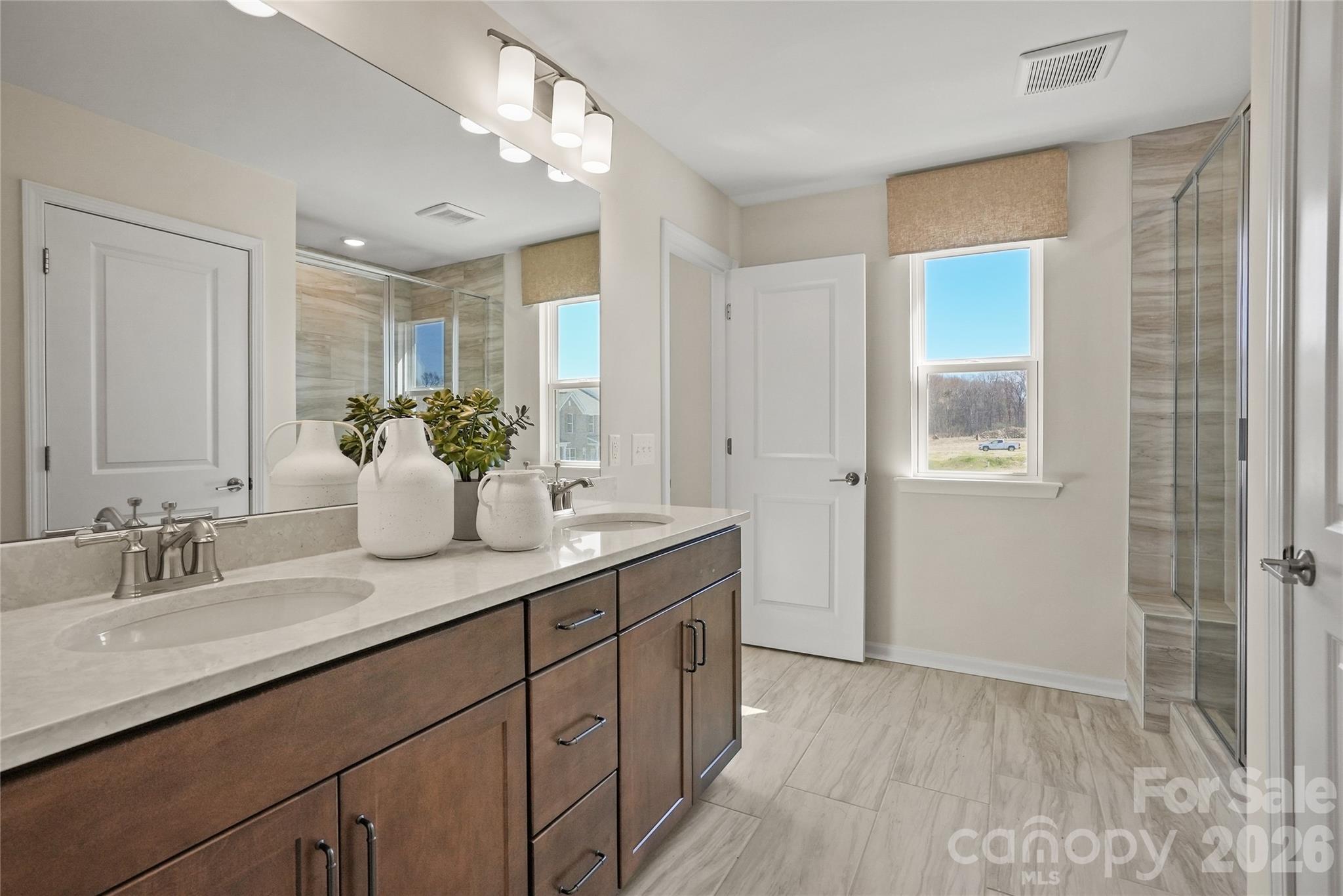 2208 Waterfall Way — Monroe