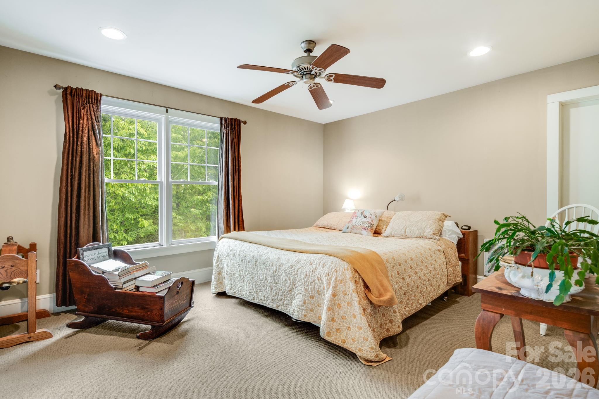 1659 High Rock Acres Drive — Black Mountain