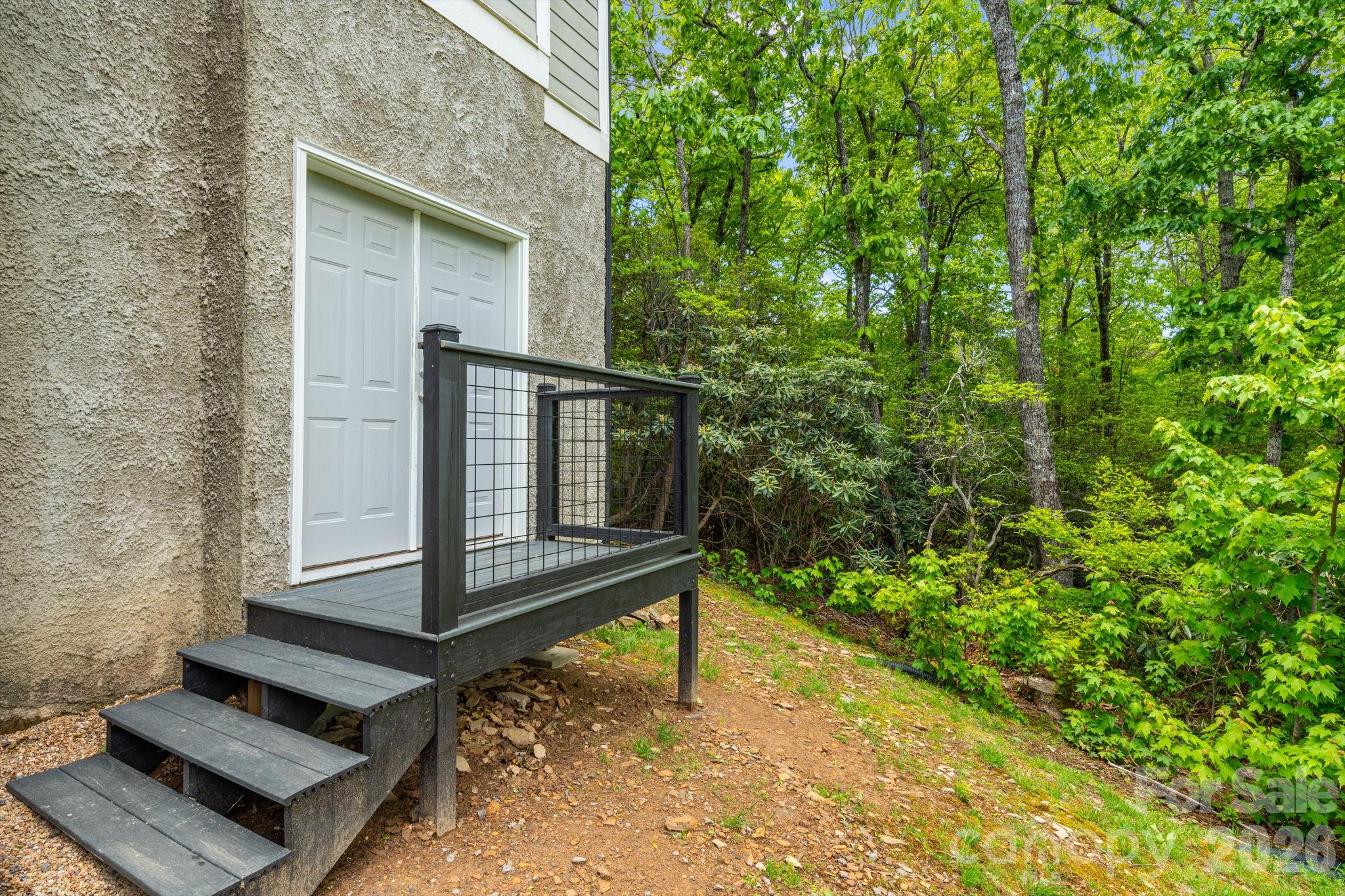 1659 High Rock Acres Drive — Black Mountain