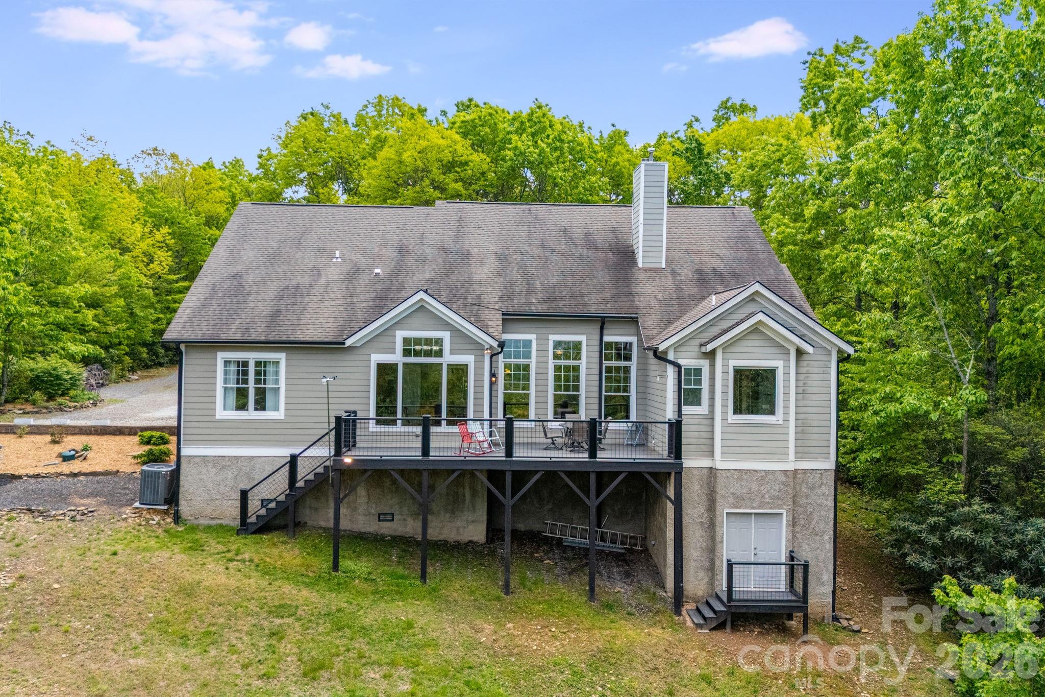 1659 High Rock Acres Drive — Black Mountain