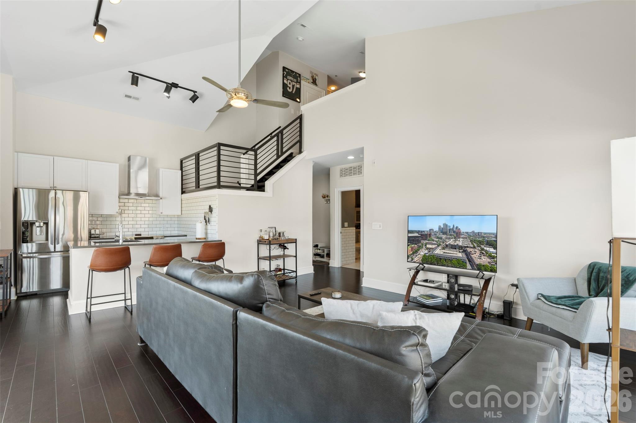 115 E Park Avenue #401 — Charlotte