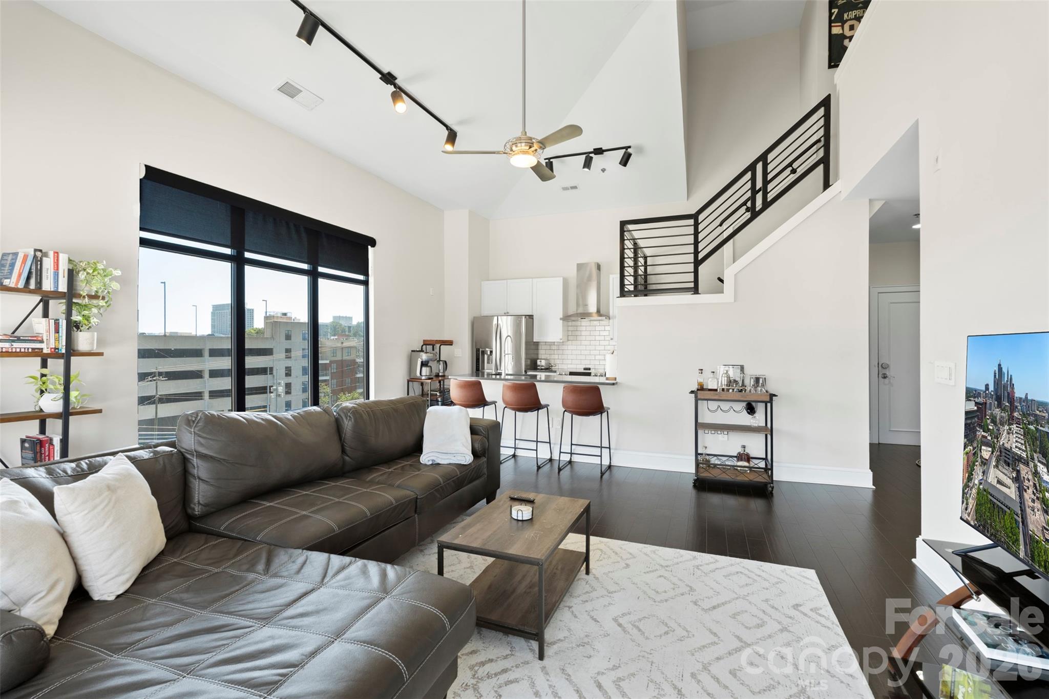 115 E Park Avenue #401 — Charlotte